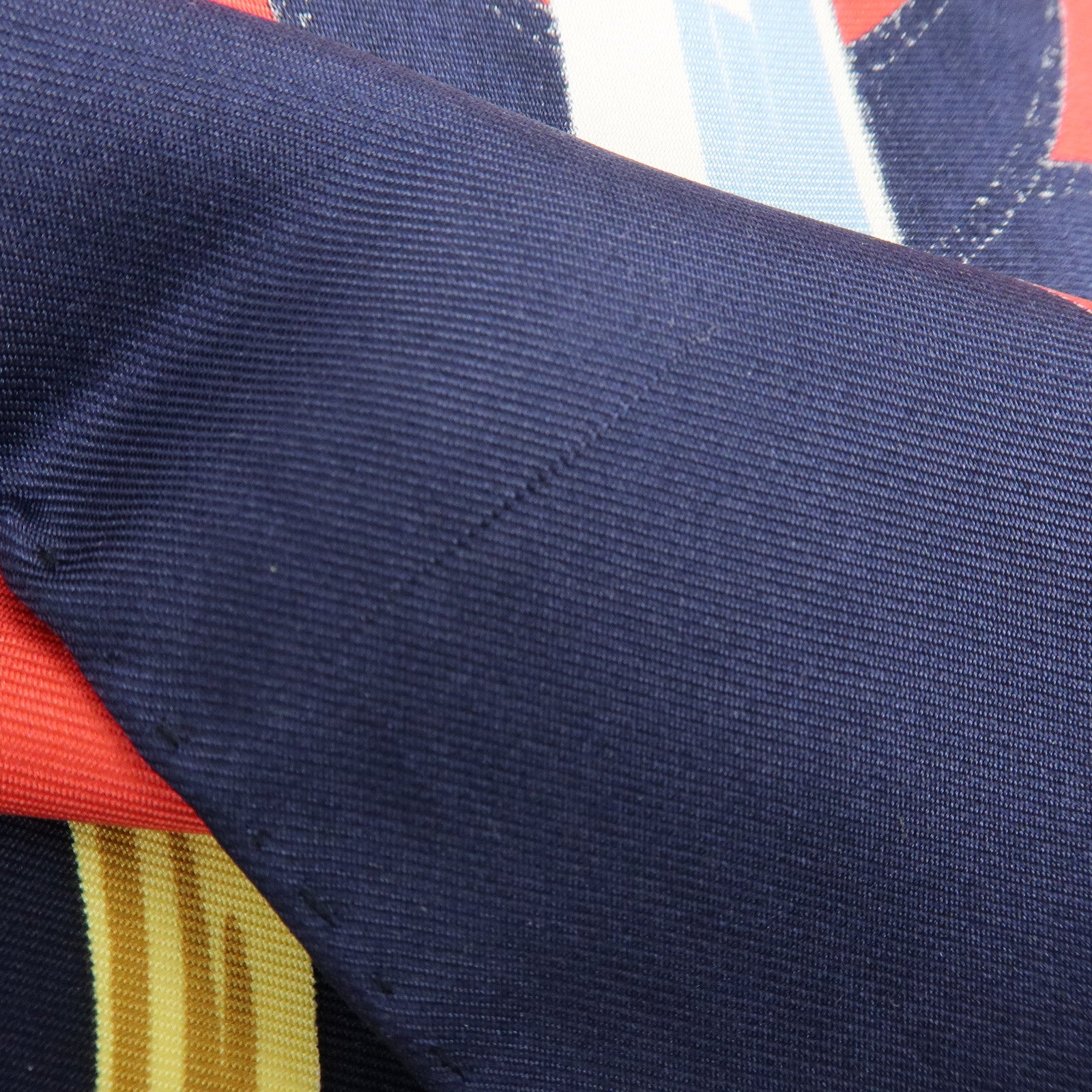 HERMES Carre 90 Silk 100% Scarf Eperon d'or Navy Red