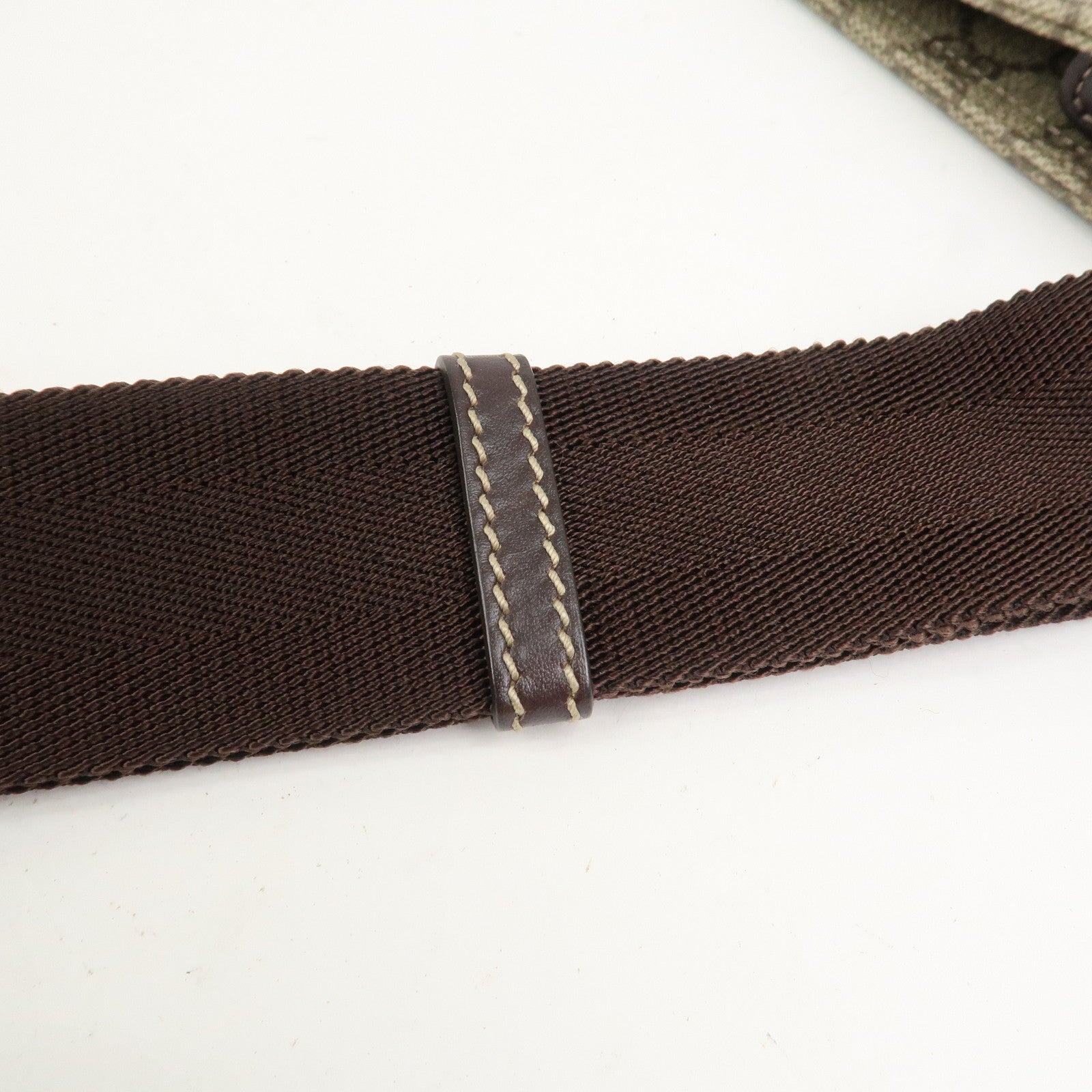 GUCCI GG Supreme Shoulder Bag Crossbody Bag Beige Brown 201446