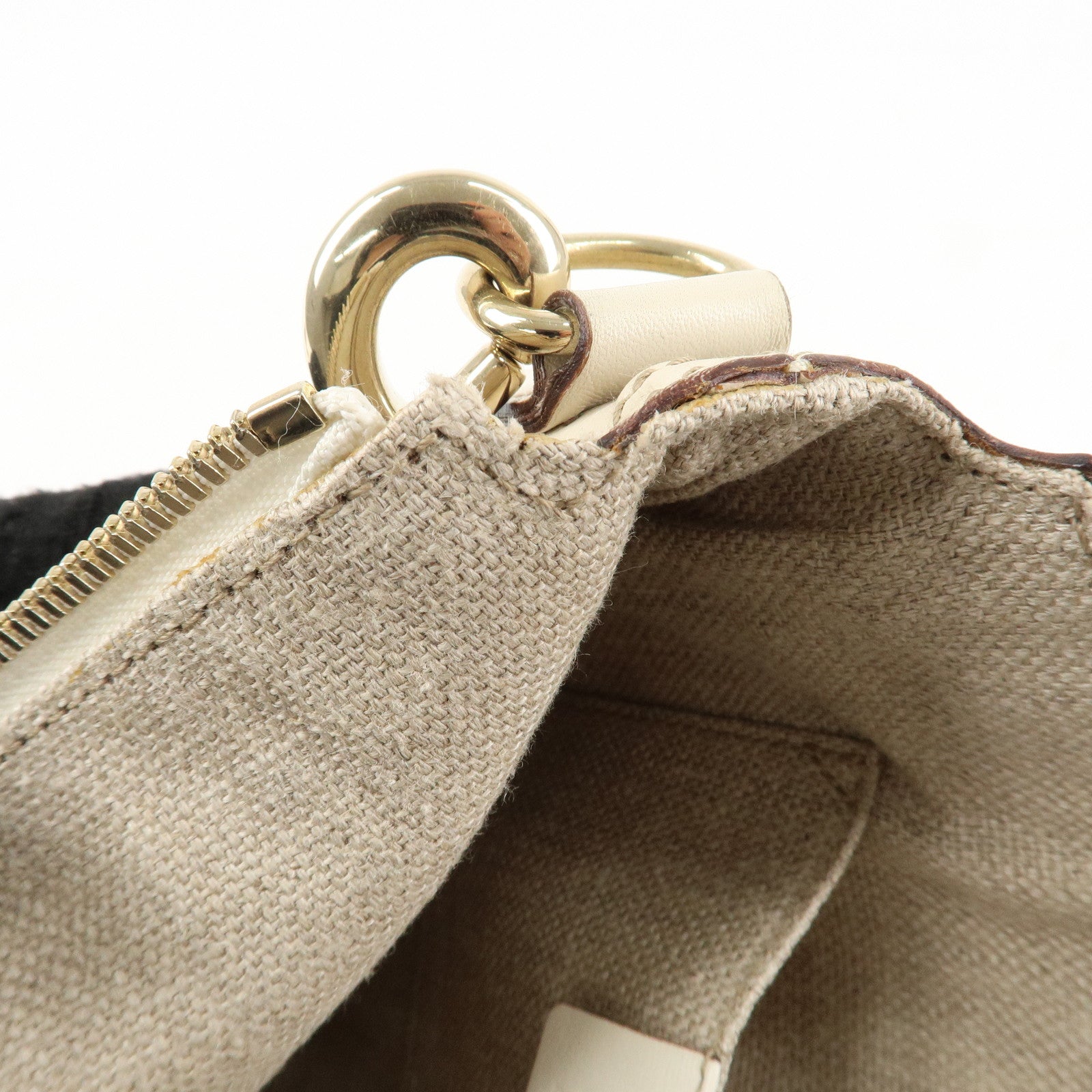 GUCCI Sherry Leather Shoulder Bag Ivory Used