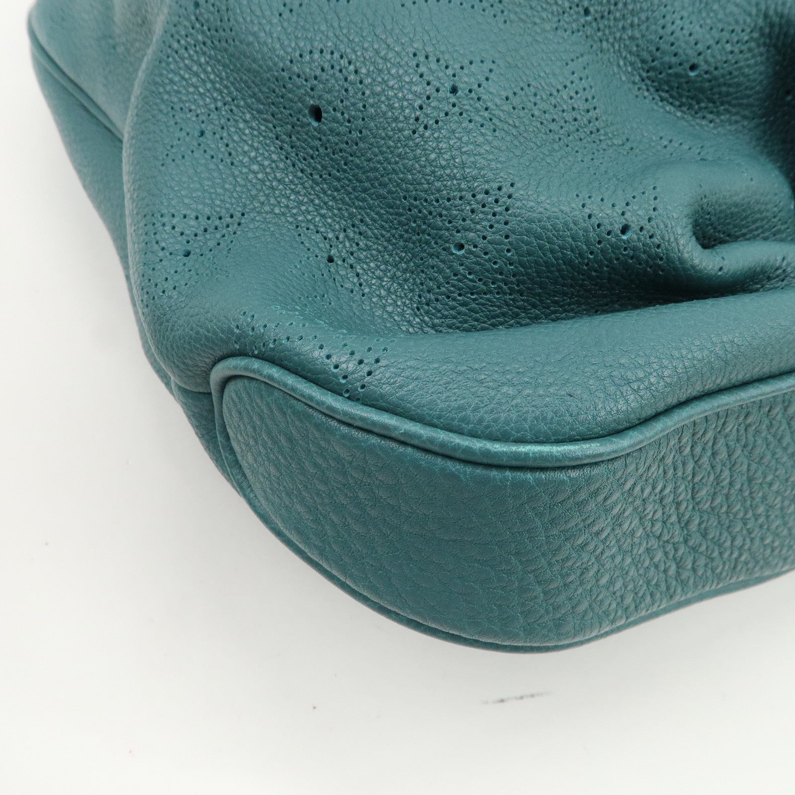 Louis Vuitton Monogram Mahina Selene MM Shoulder Bag Lagon M93986