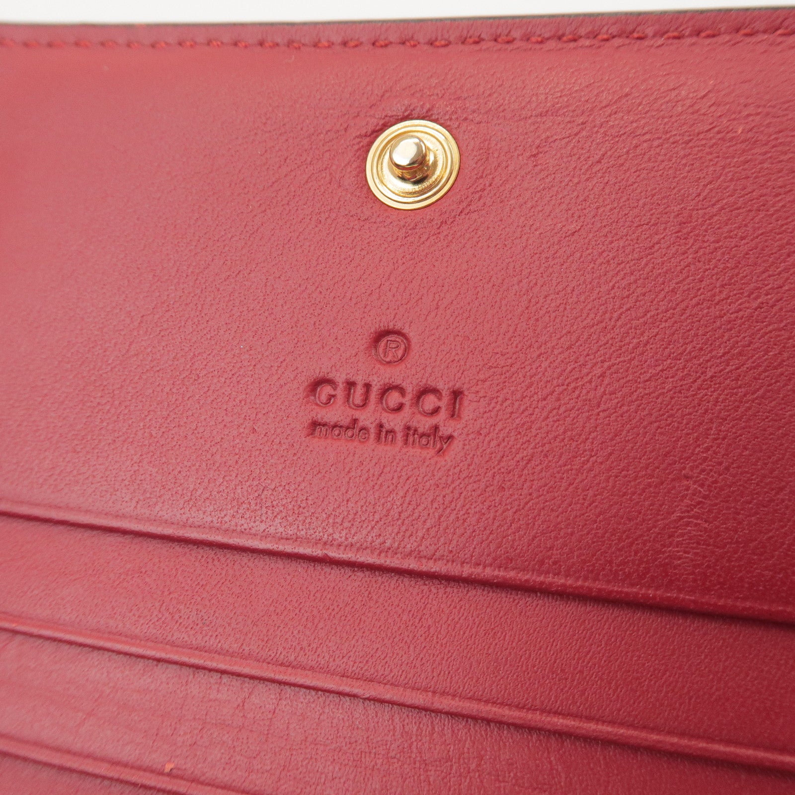 GUCCI LOVE Rainbow GG Supreme PVC Leather Compact Wallet 476412