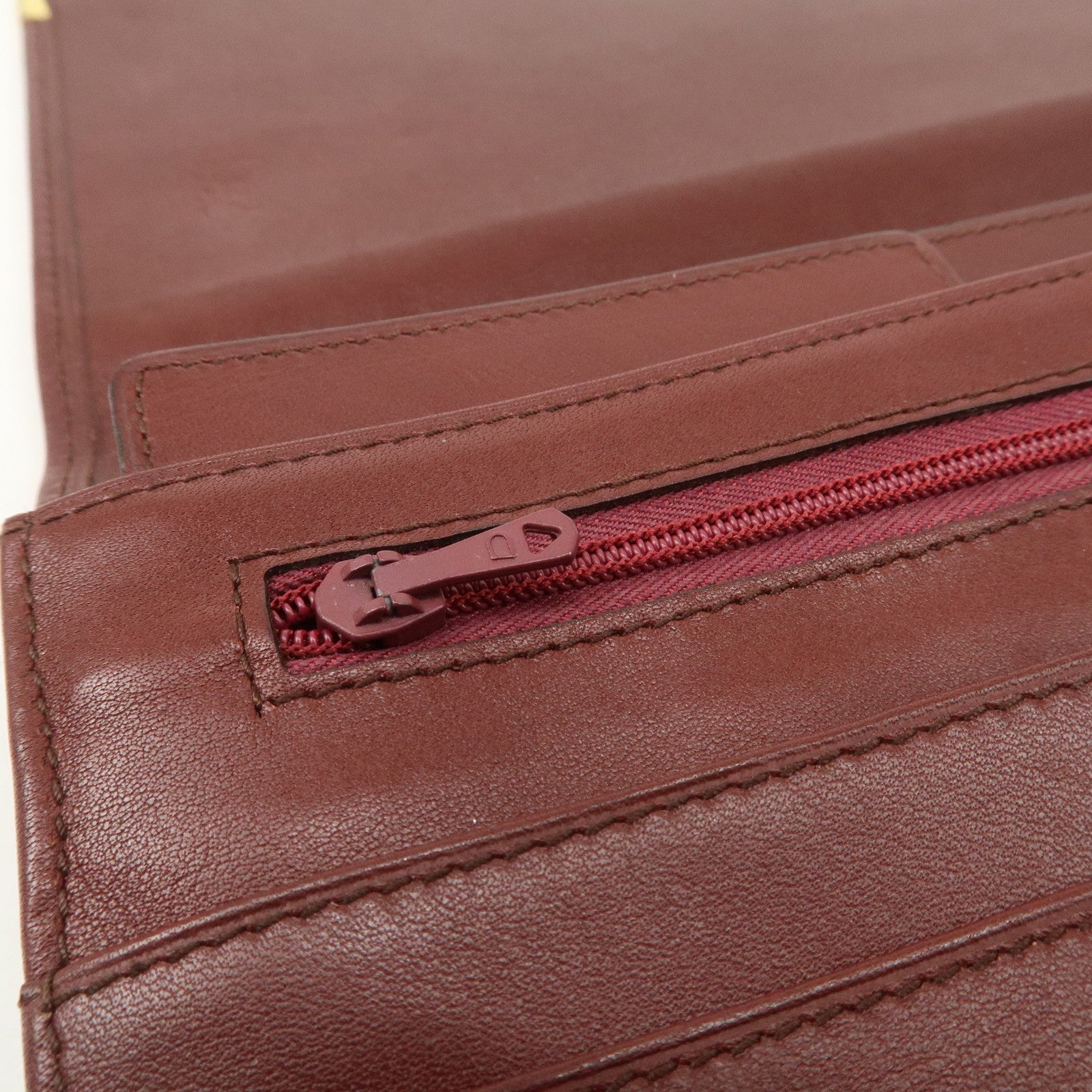 Cartier Must Line Leather Clutch Bag Bordeaux Gold Hardware Used