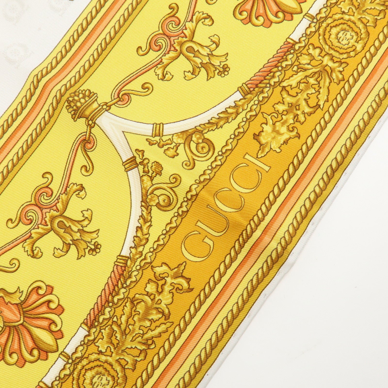GUCCI Flora Set of 2 Silk 100% Navy White Yellow Multicolor