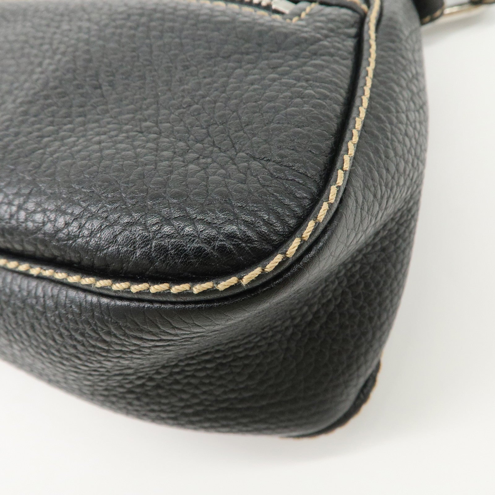 CHANEL Caviar Skin Leather Logo Fringe Shoulder Bag Gold HDW Black Used