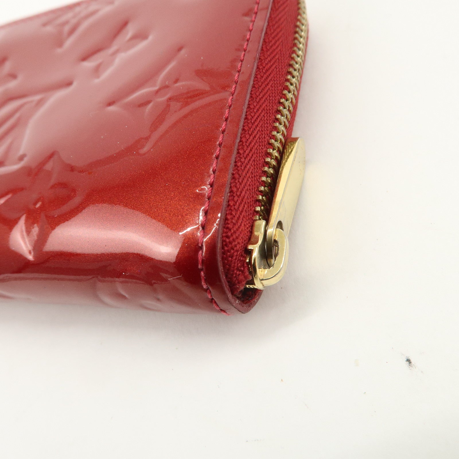 Louis Vuitton Monogram Vernis Zippy Coin Purse Pomme d'Amour M93608