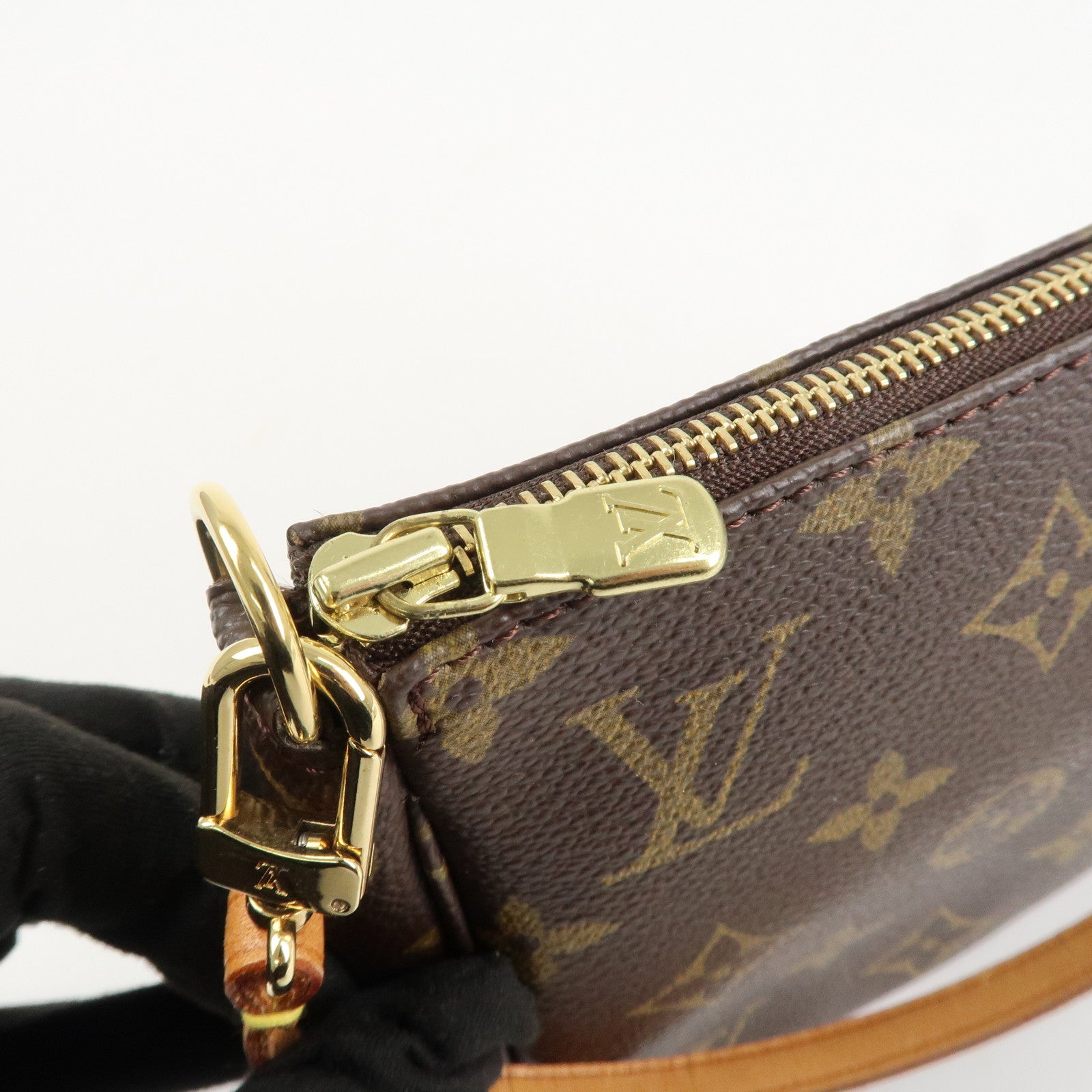 Louis Vuitton Monogram Pochette Accessoires Hand Bag Brown M51980 Used