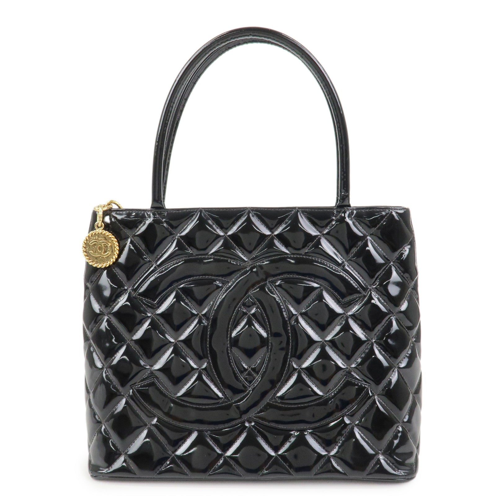 CHANEL Matelasse Patent Leather Medalion Tote Bag Black A01804