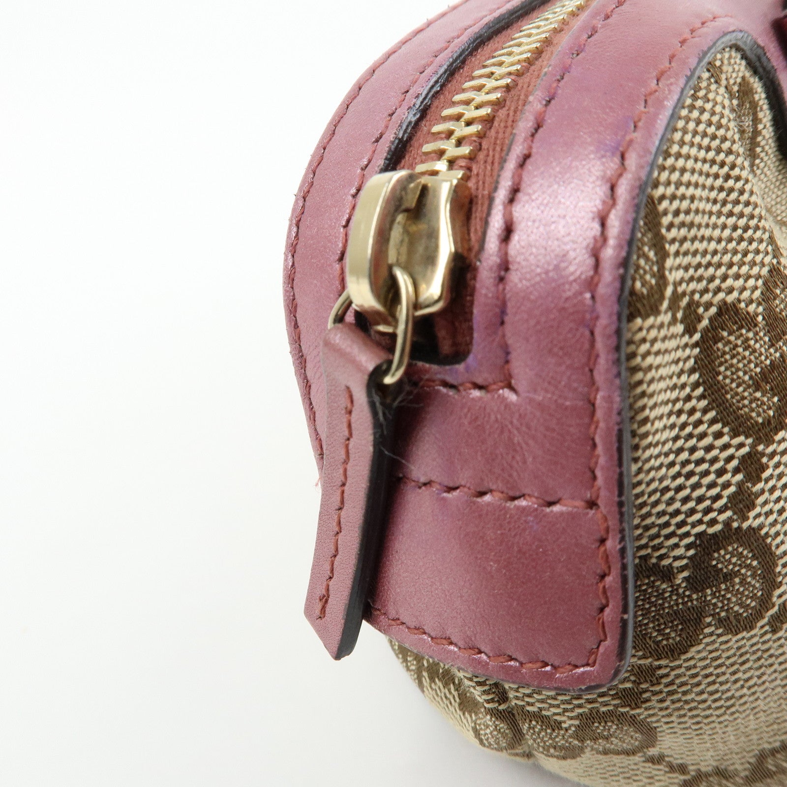 GUCCI Interlocking G Lovely Heart Cosmetic Pouch Beige Pink 308728