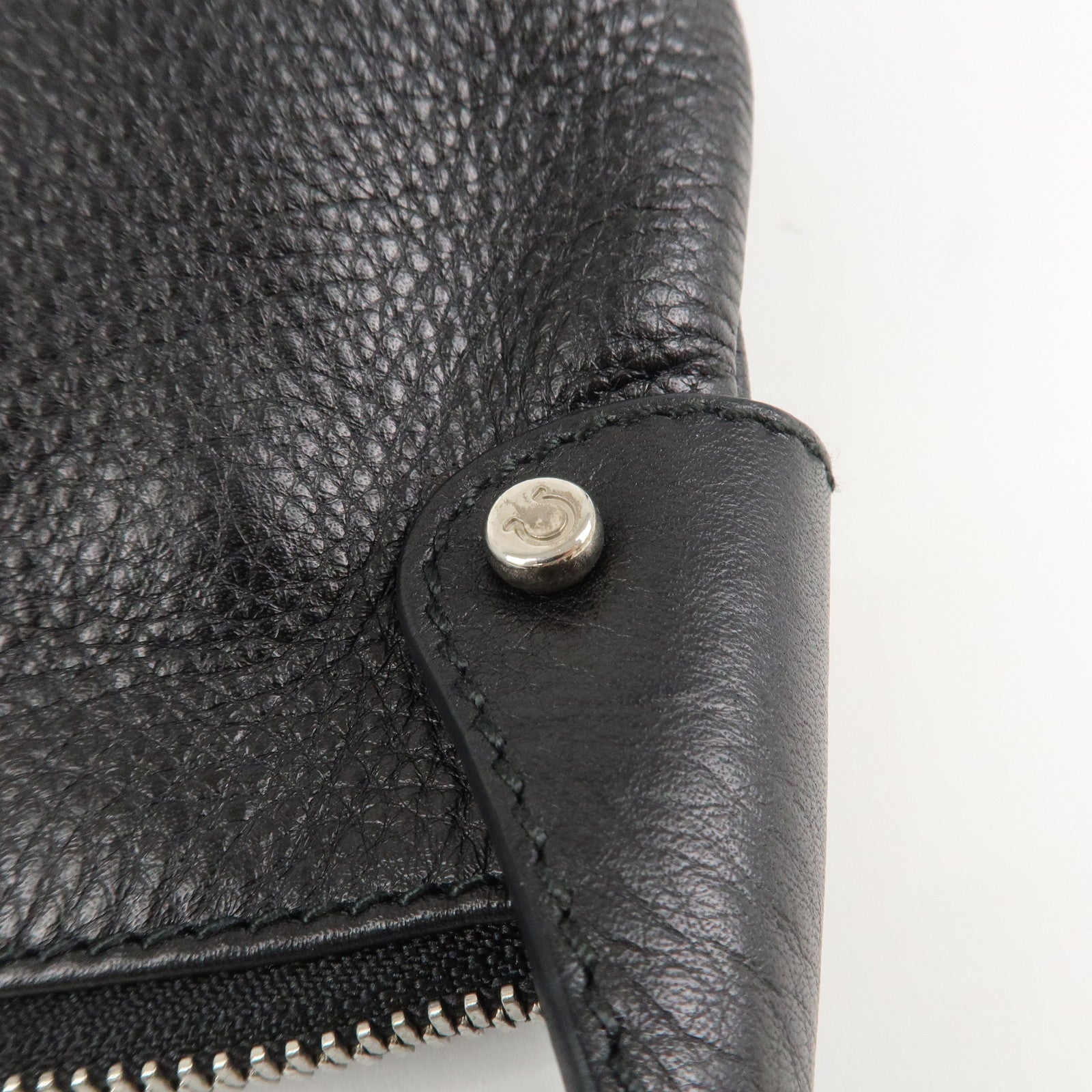 Ferragamo Gancini Leather Shoulder Bag Black Used