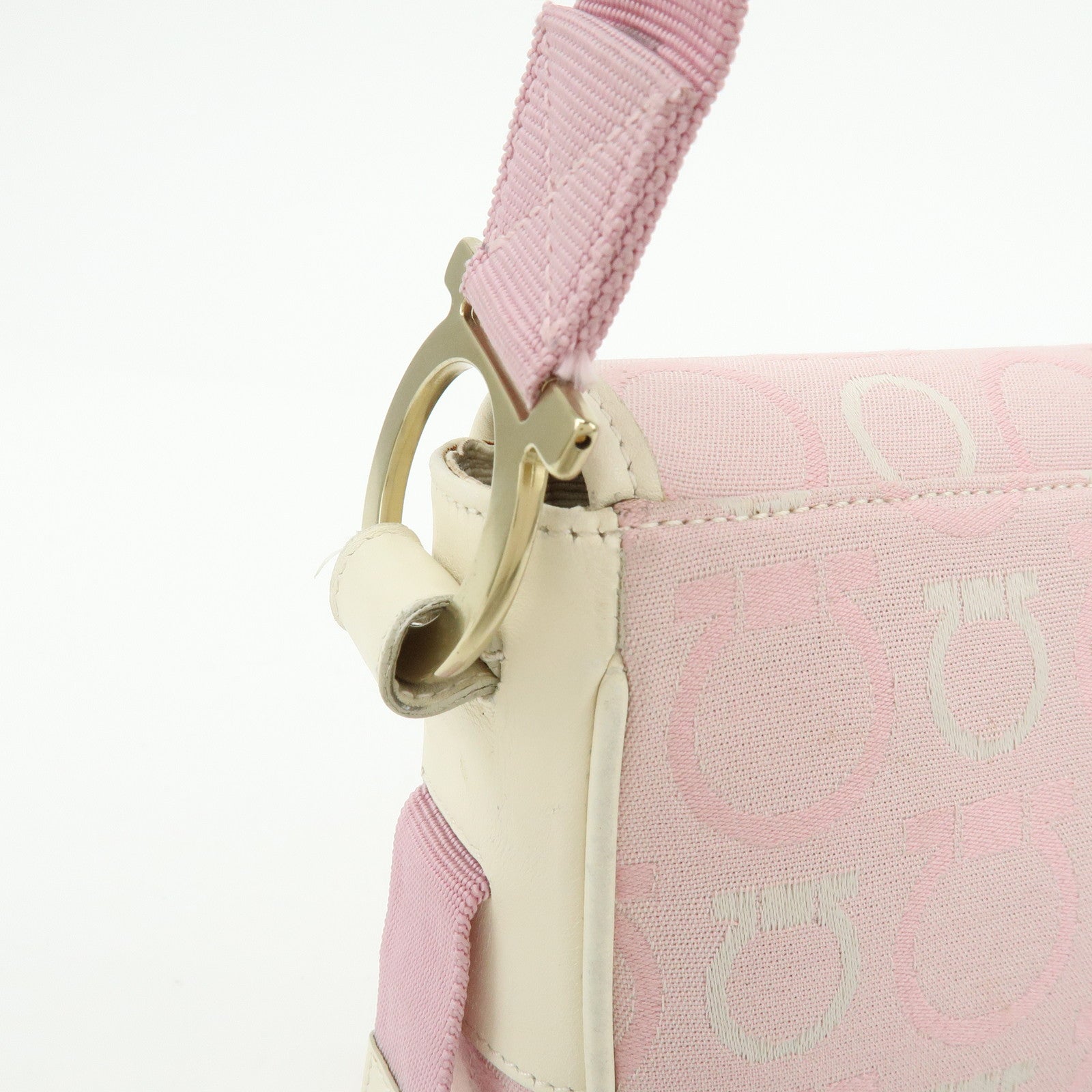 Ferragamo Gancini Canvas Leather Shoulder Bag Light Pink White