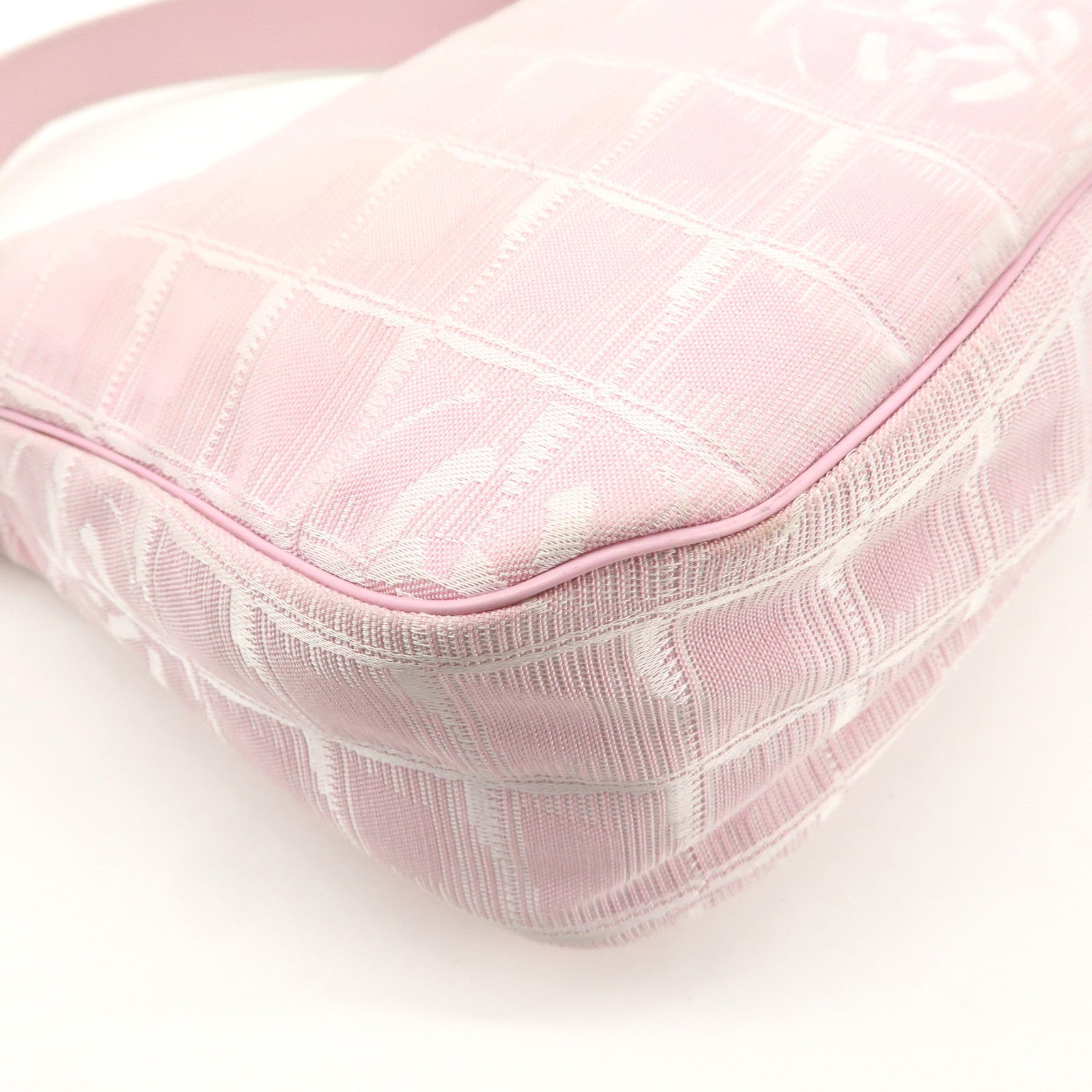 CHANEL New Travel Line Nylon Leather Shoulder Bag Hand Bag Pink Used