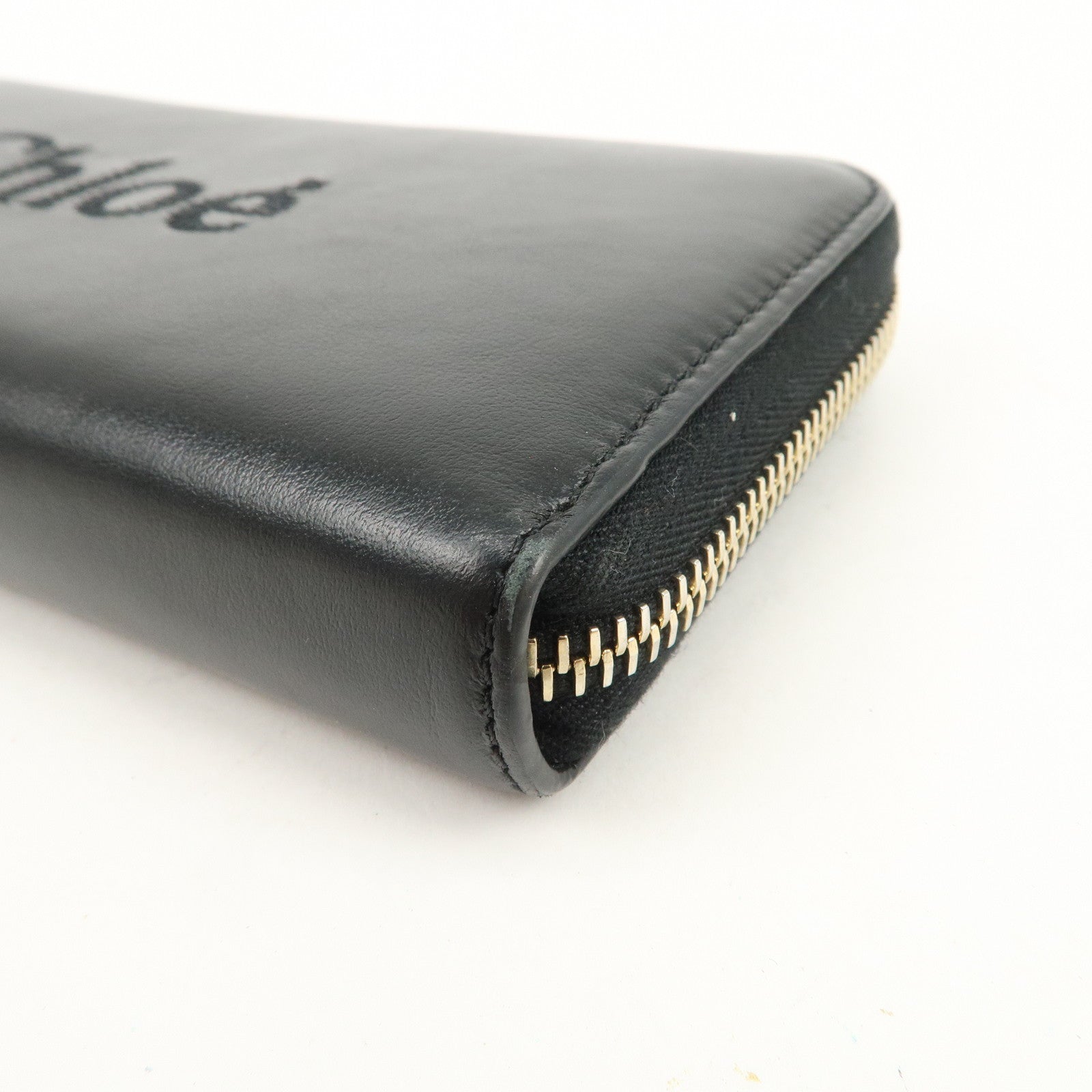 Chloe Logo Leather Round Zippy Long Wallet Black