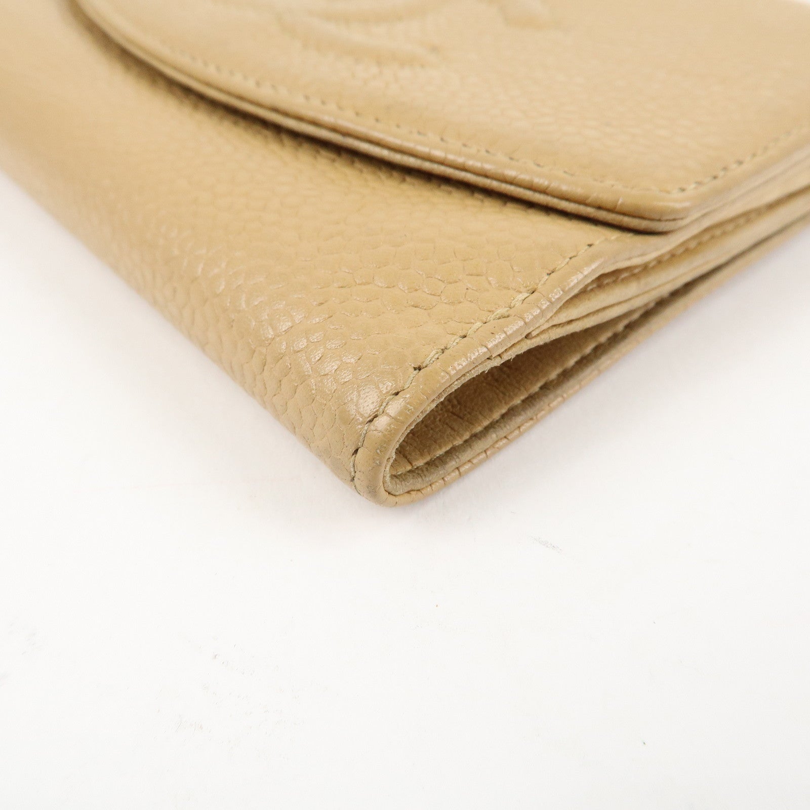 CHANEL COCO Mark Caviarskin W Hook Bi-fold Wallet Beige Used