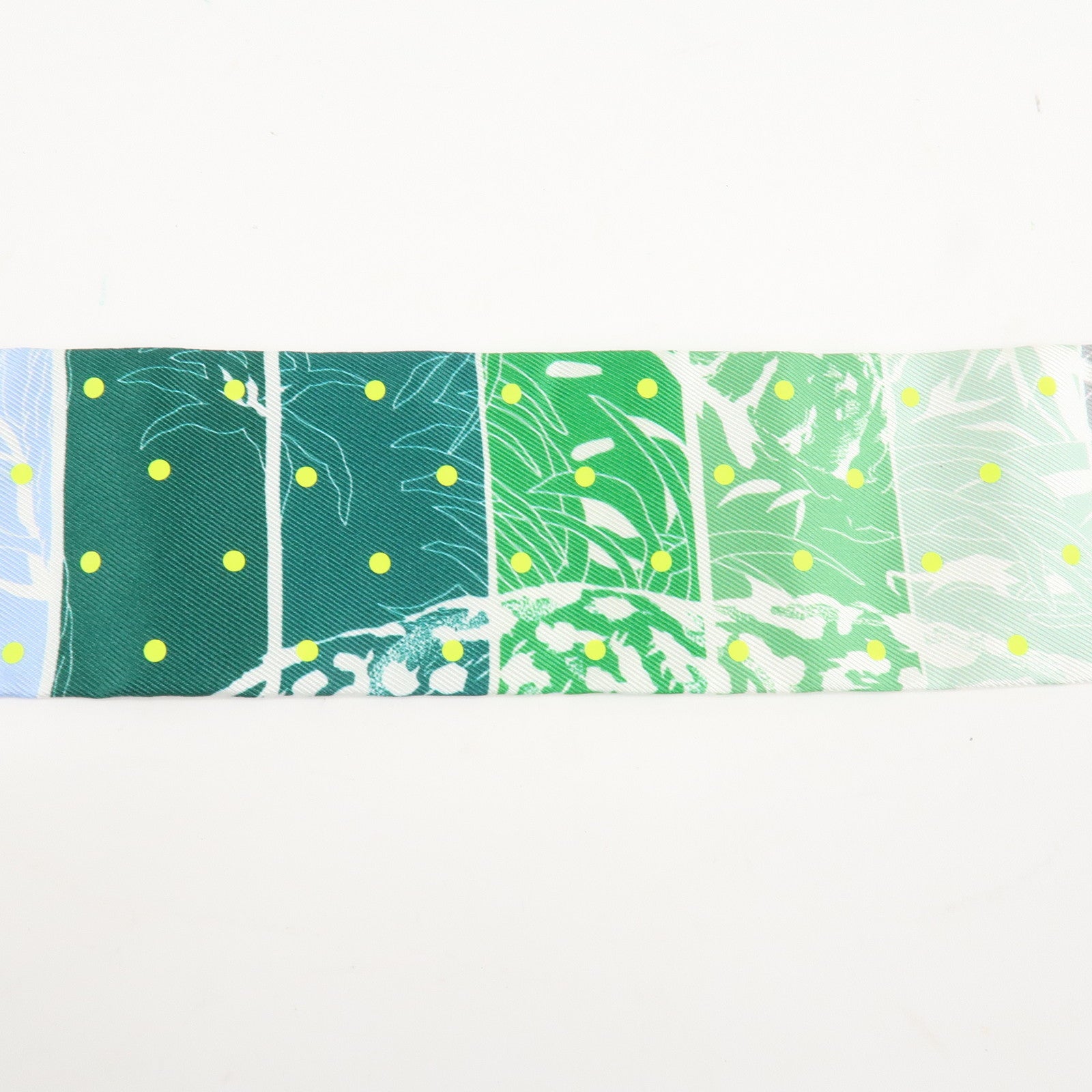 HERMES Twilly Silk 100% Scarf JUNGLE LOVE LOVE Rainbow Multicolor Used