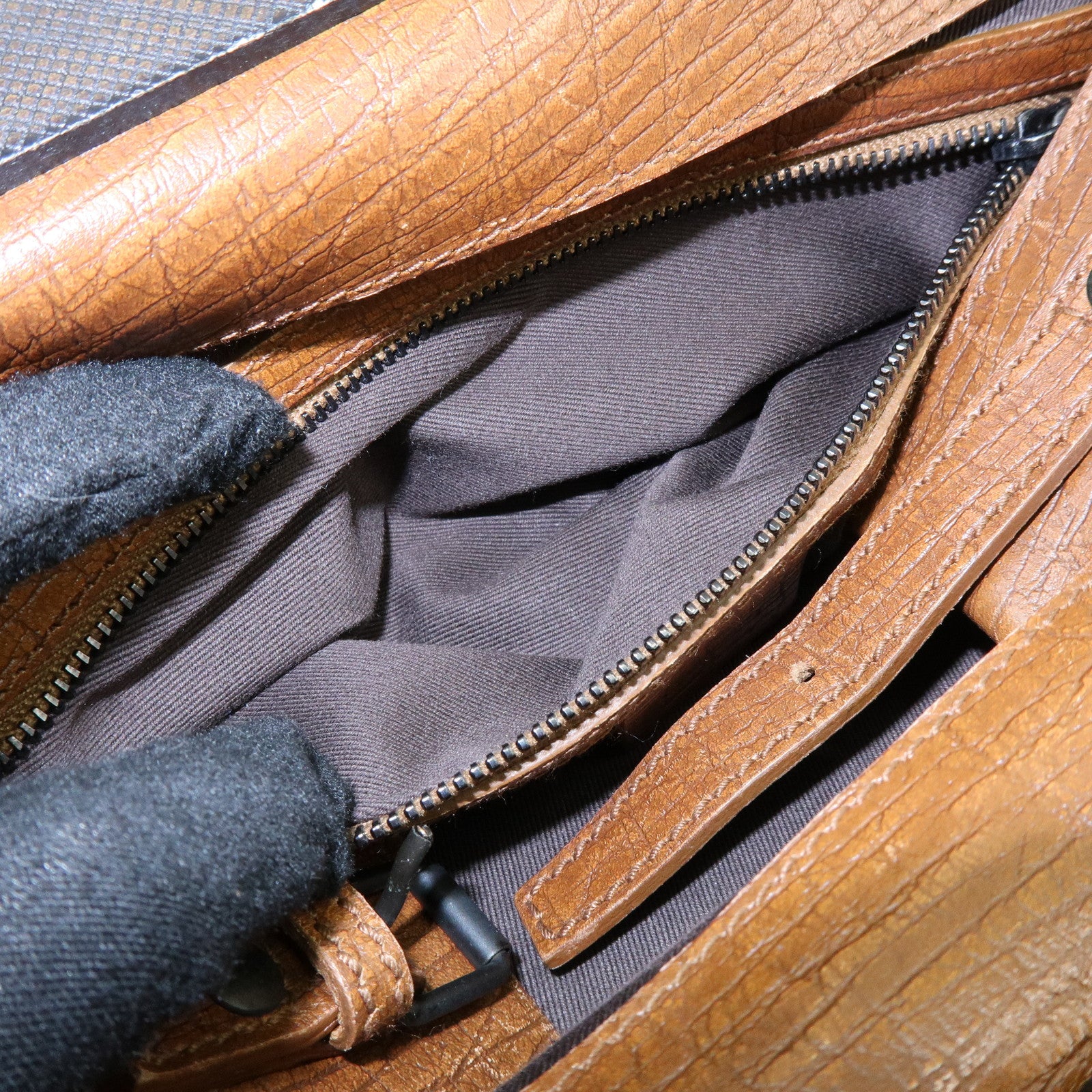 GUCCI GG Monogram Canvas Wood Handle Hand Bag Brown 112683