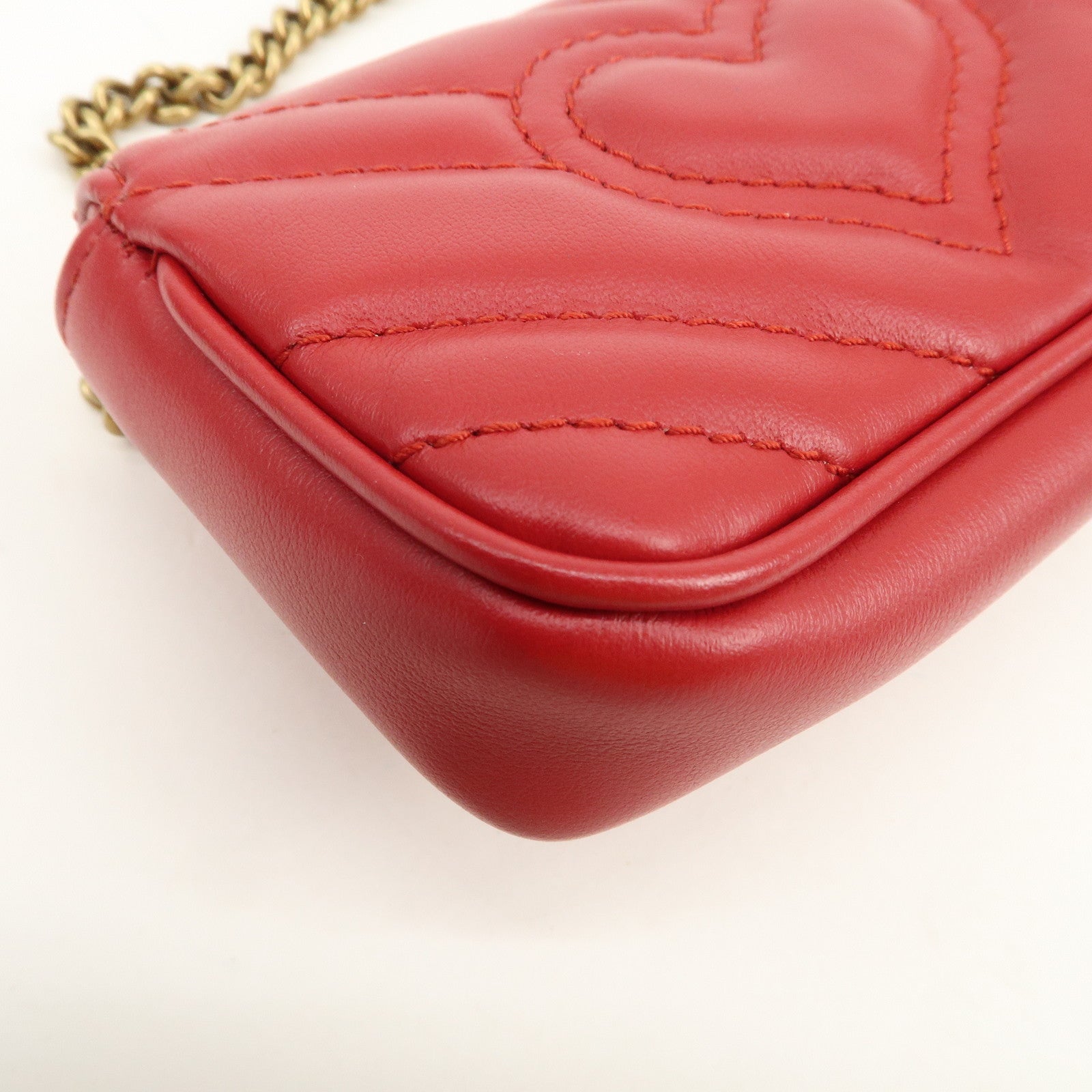 GUCCI GG Marmont Leather Chain Hand Bag Pouch Red 575161