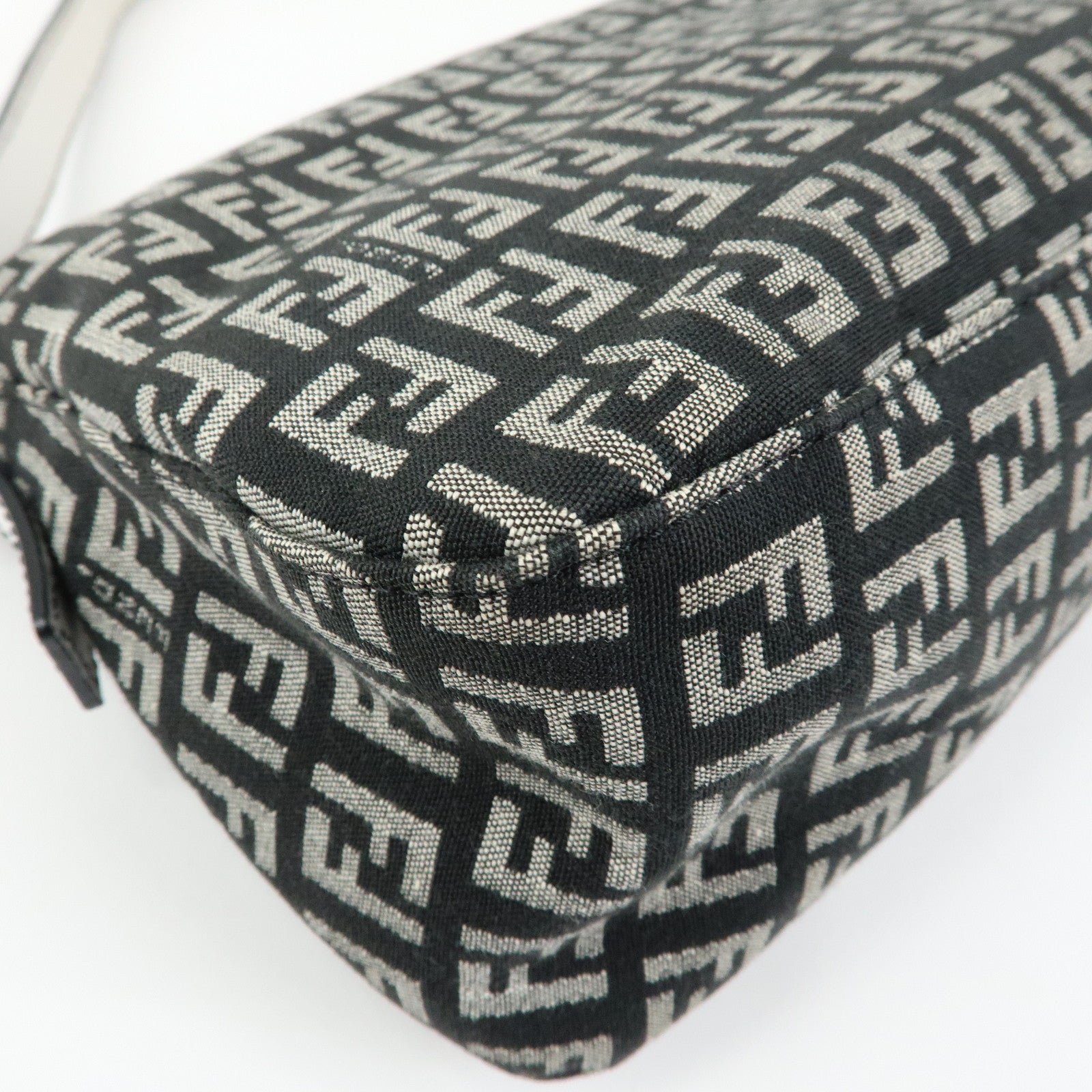 FENDI Zucchino Canvas Leather Shoulder Hand Bag Black White 8BR003