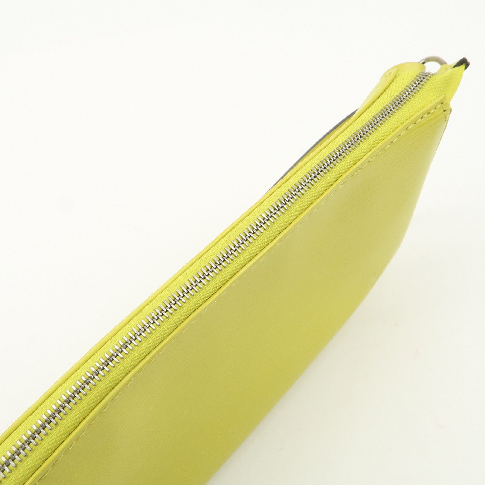 Louis Vuitton Epi Pochette Accessoires Pouch Pistache M40975