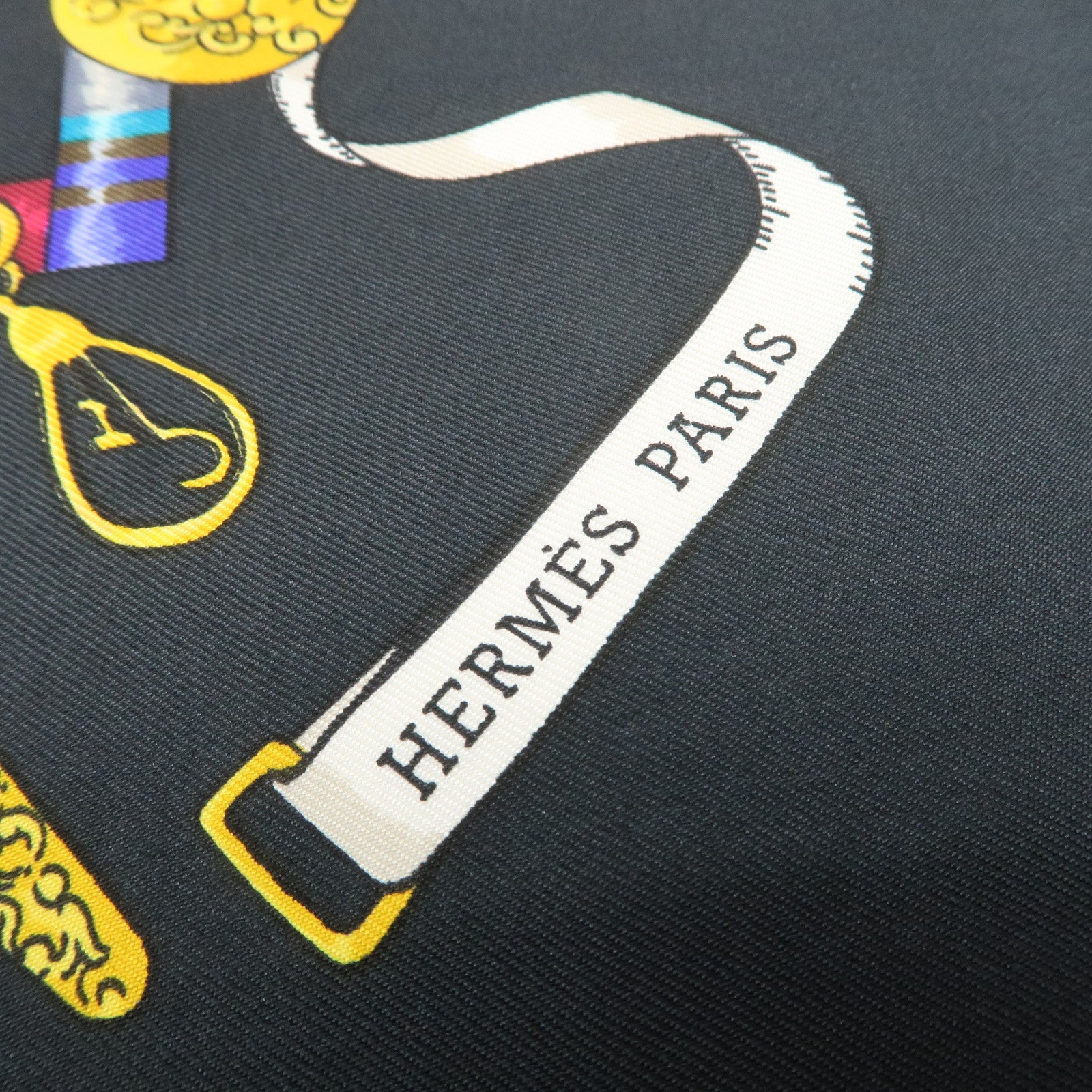 HERMES Carre 90 Silk 100% Scarf Petite main Black White Multicolor