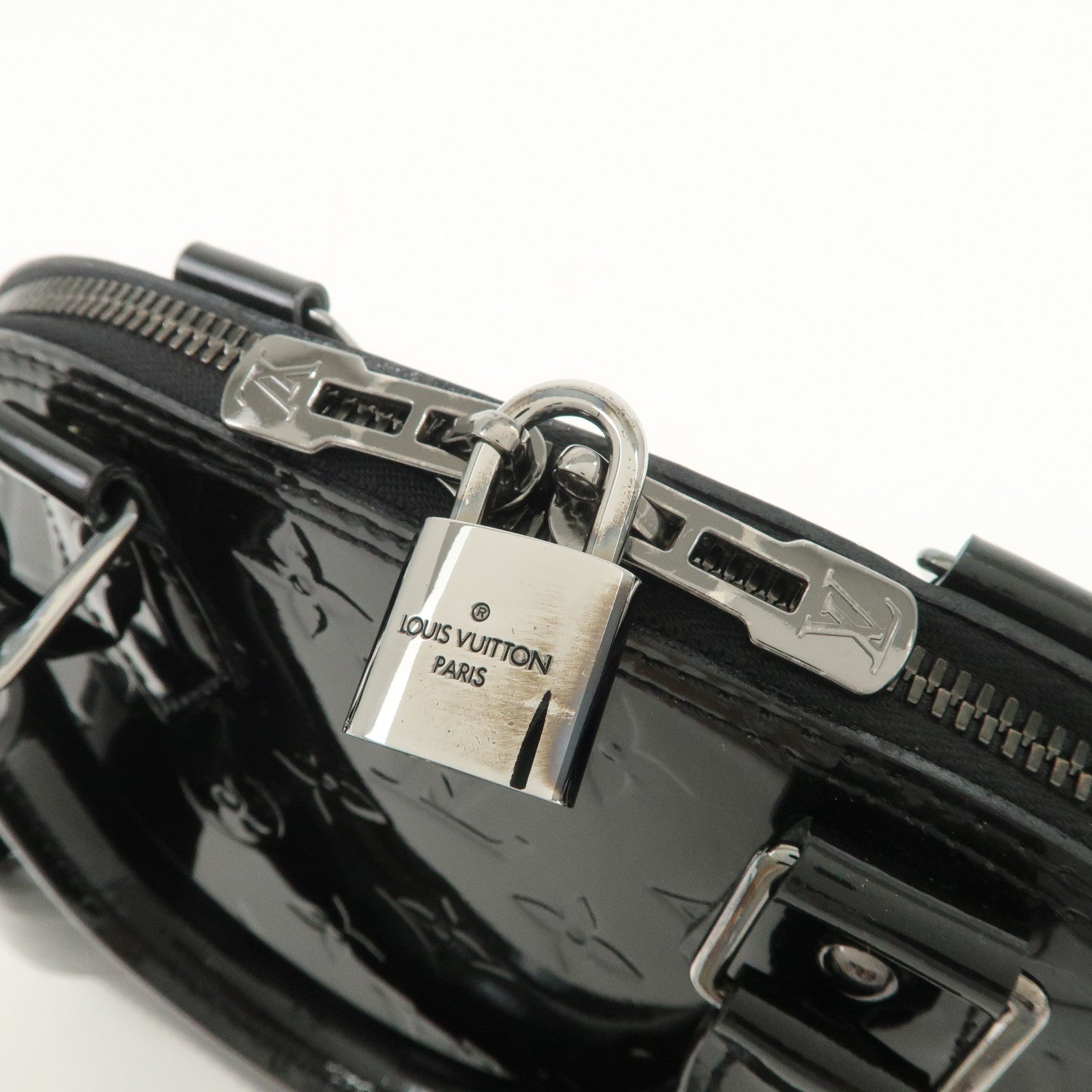 Louis Vuitton Monogram Vernis Alma BB 2Way Hand Bag M90063