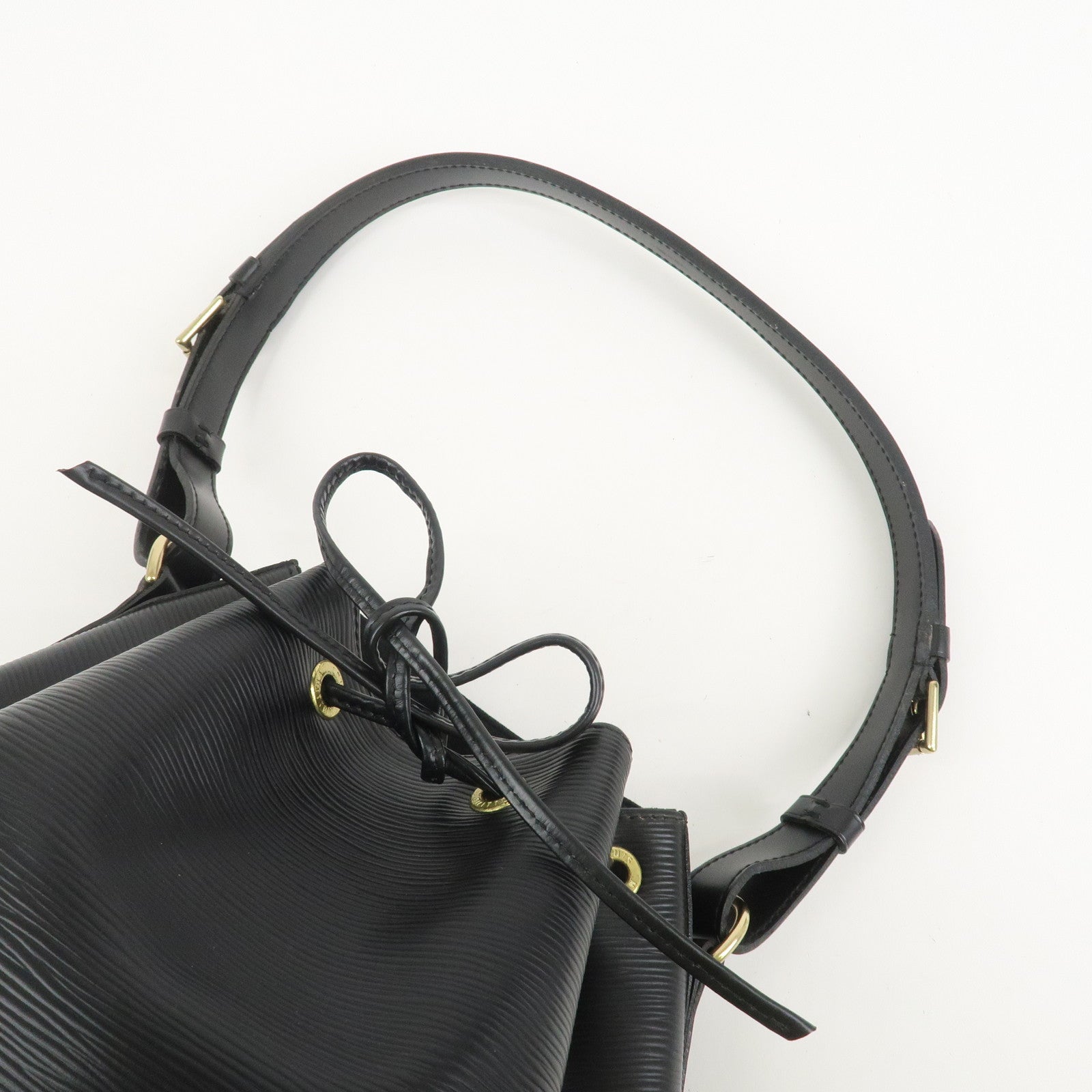 Louis Vuitton Epi Petit Noe Shoulder Bag Noir Black M44102