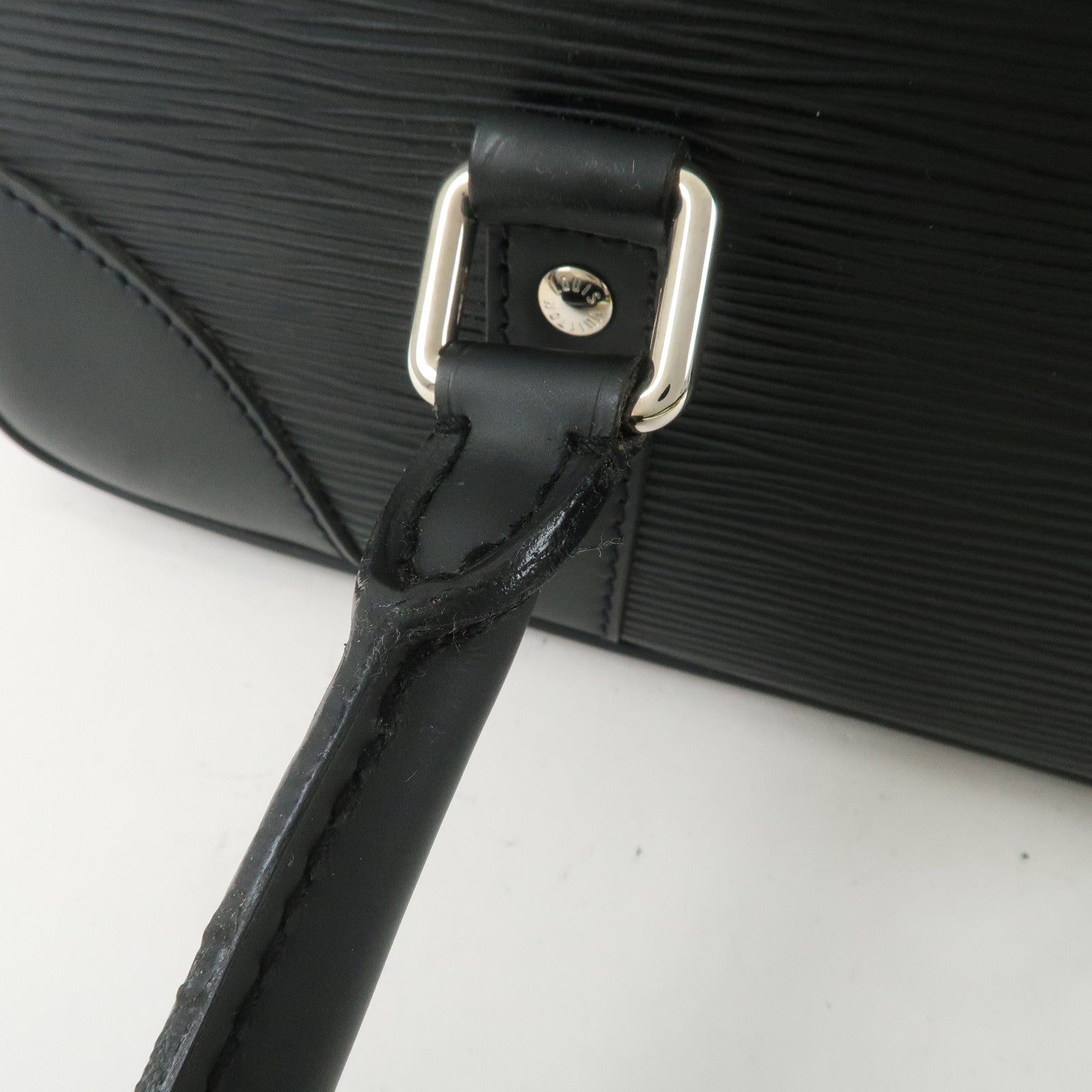 Louis Vuitton Epi Segur PM Hand Bag Noir Black M58822