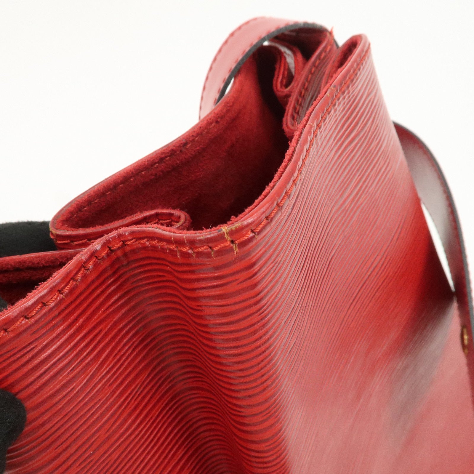Louis Vuitton Epi Sac de Paul Shoulder Bag Castilian Red M80207