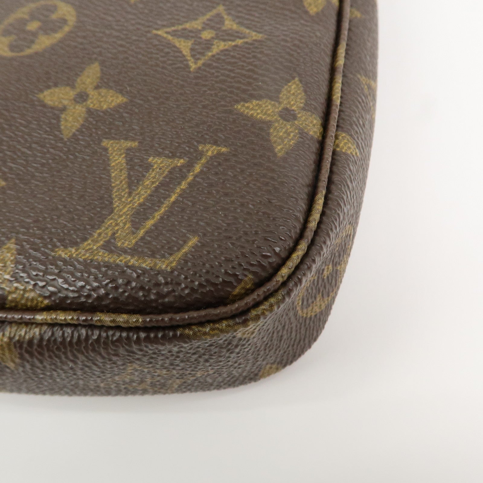 Louis Vuitton Monogram Pochette Accessoires Pouch Hand Bag M51980