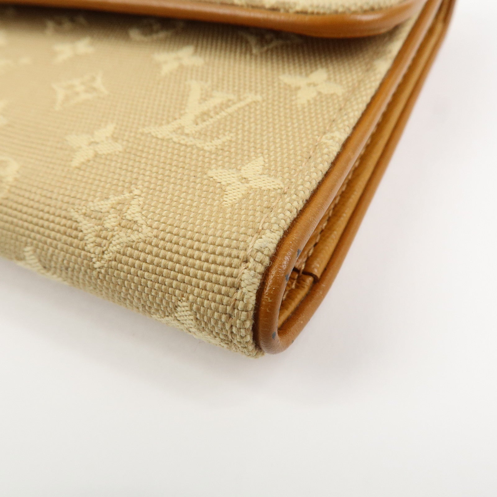 Louis Vuittom Monogram Mini Porte Tresor International M92444