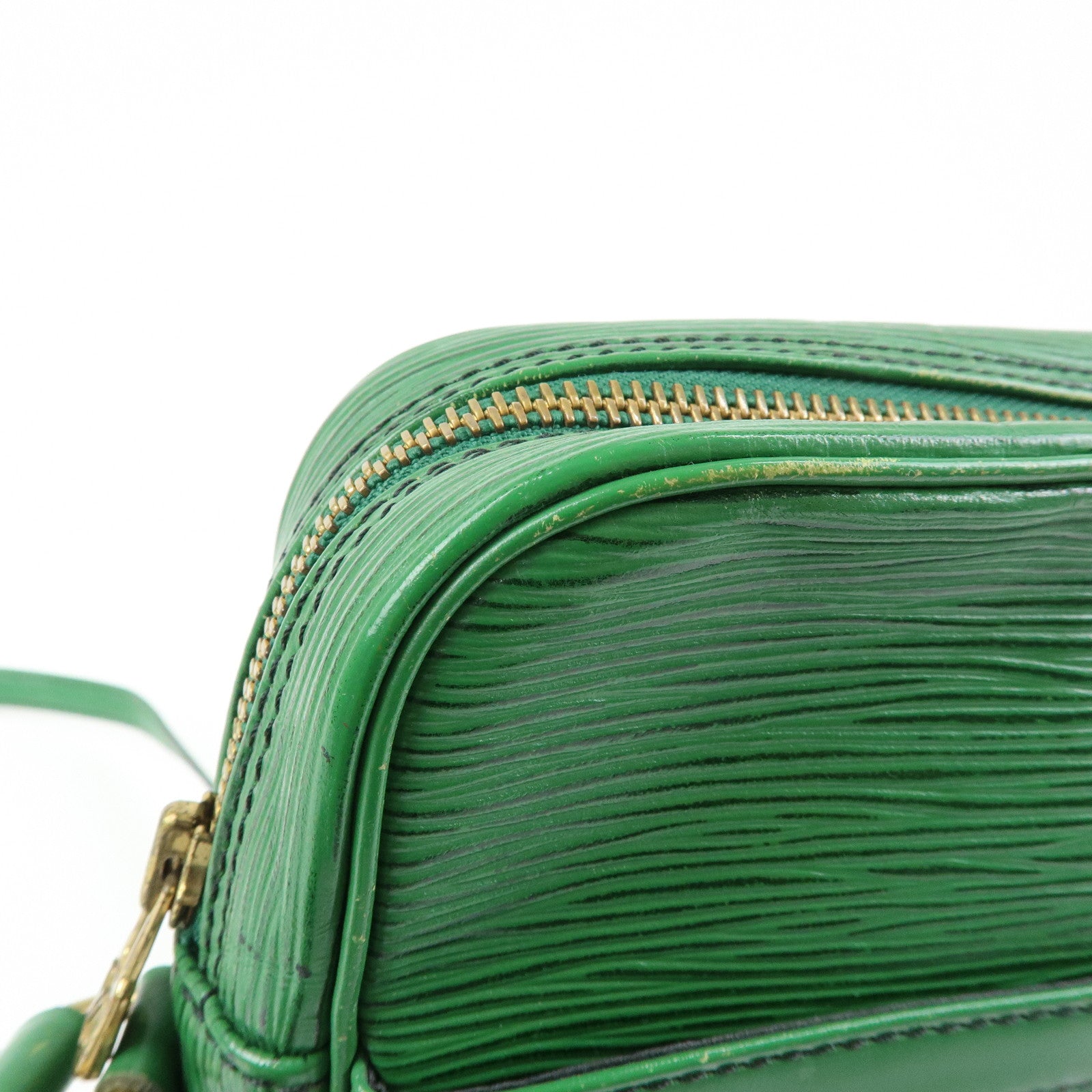 Louis Vuitton Epi Epi leather Danube Shoulder Bag Borneo Green M45634
