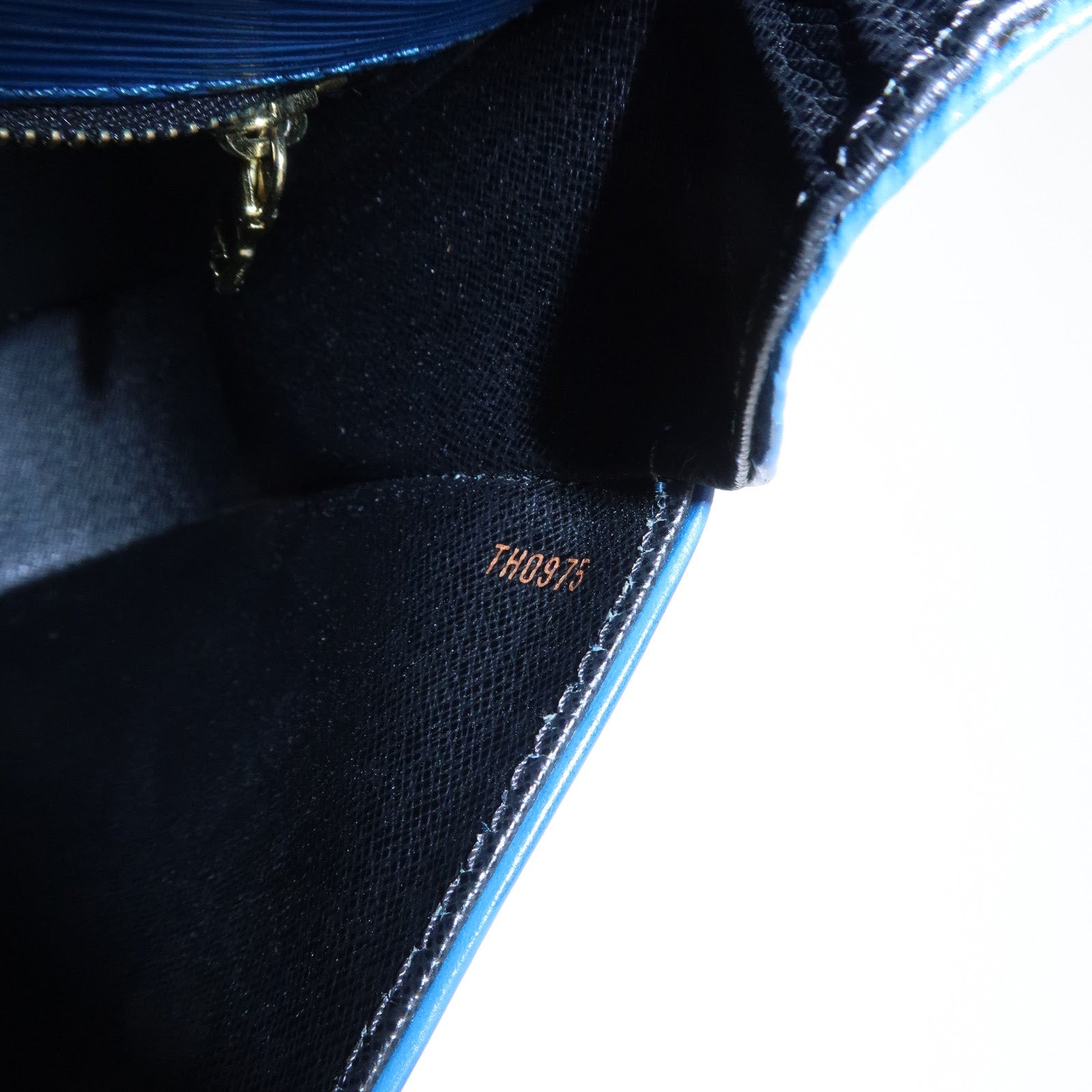 Louis Vuitton Epi Saint Cloud Shoulder Bag Toledo Blue M52195