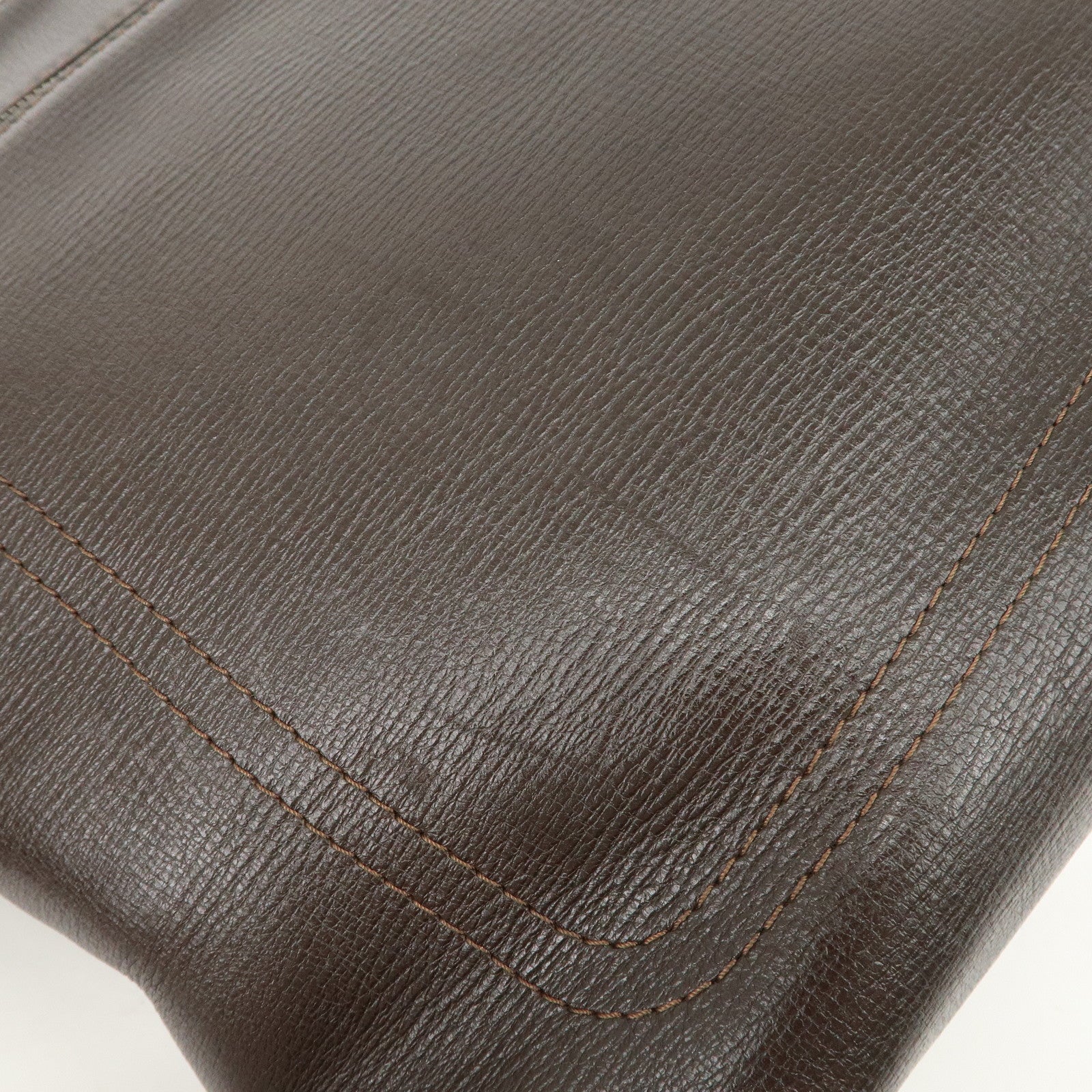 Louis Vuitton Utah Leather Shawnee MM Shoulder Bag Cafe M93453