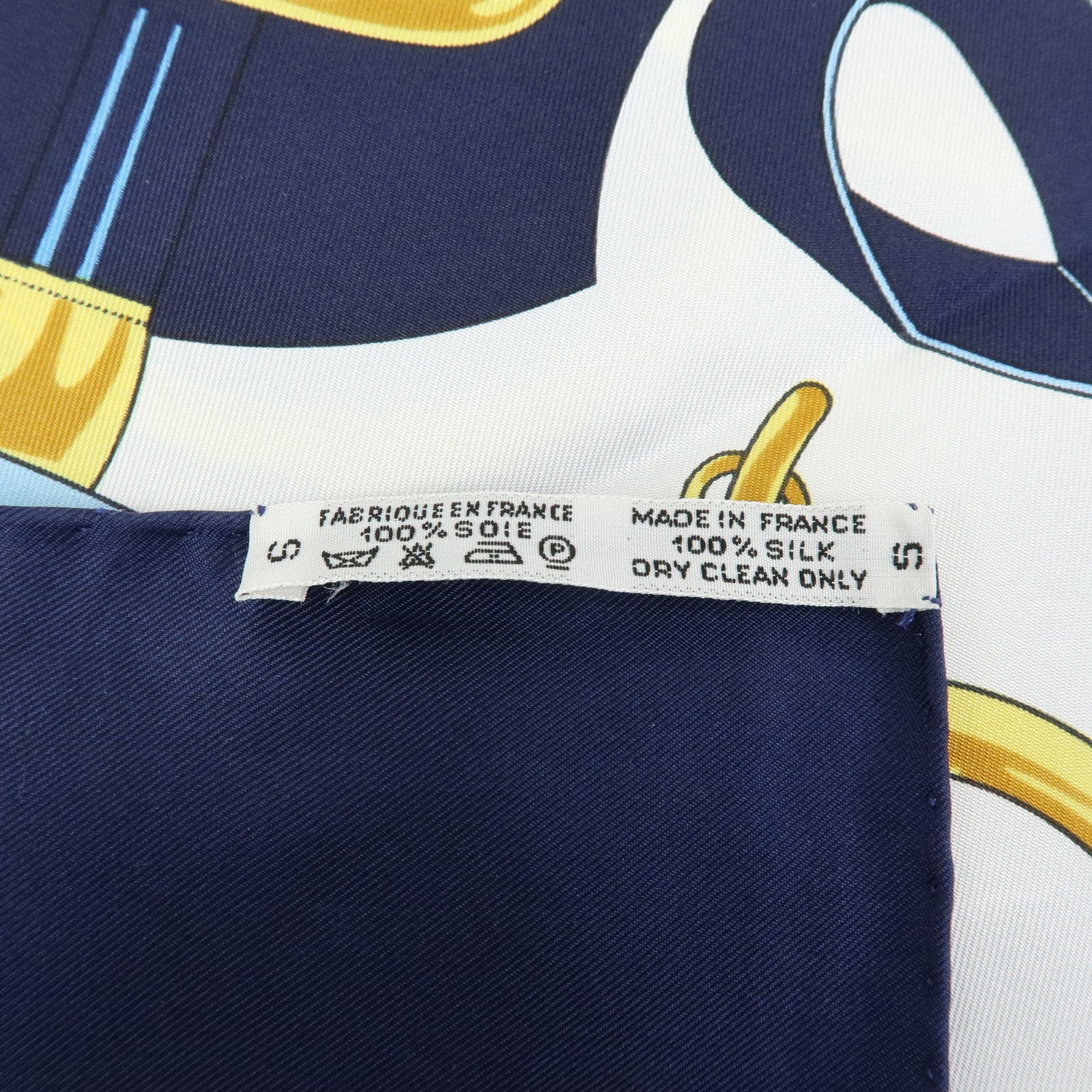 HERMES Carre 90 Silk 100% Scarf Eperon d'or White Navy Red Yellow