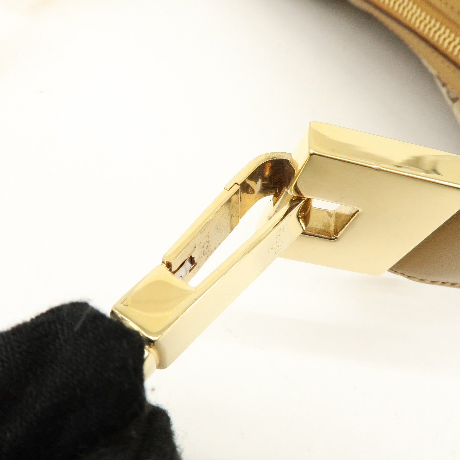 GUCCI GG Canvas Leather Shoulder Bag Beige Camel 001・3812・002122