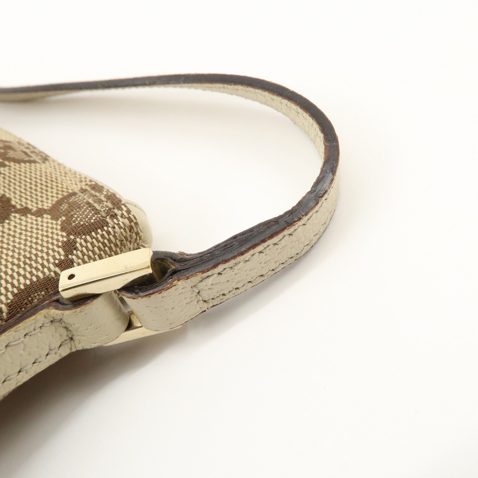 GUCCI Boat Bag GG Canvas Leather Bag Hand Bag Pouch Beige Ivory 07198 Used