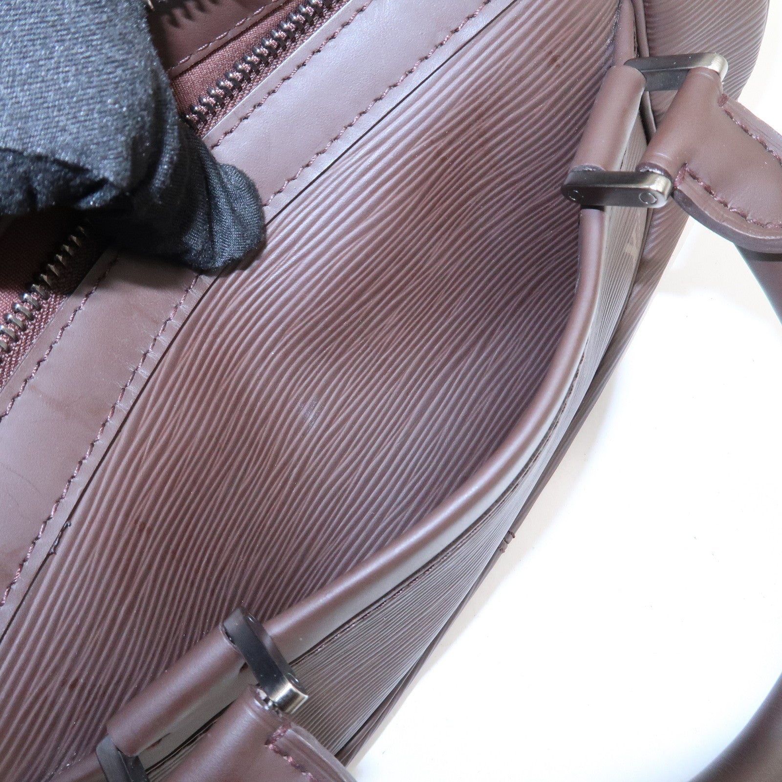 Louis Vuitton Epi Leather Dhanura Hand Bag Mocha M5891D