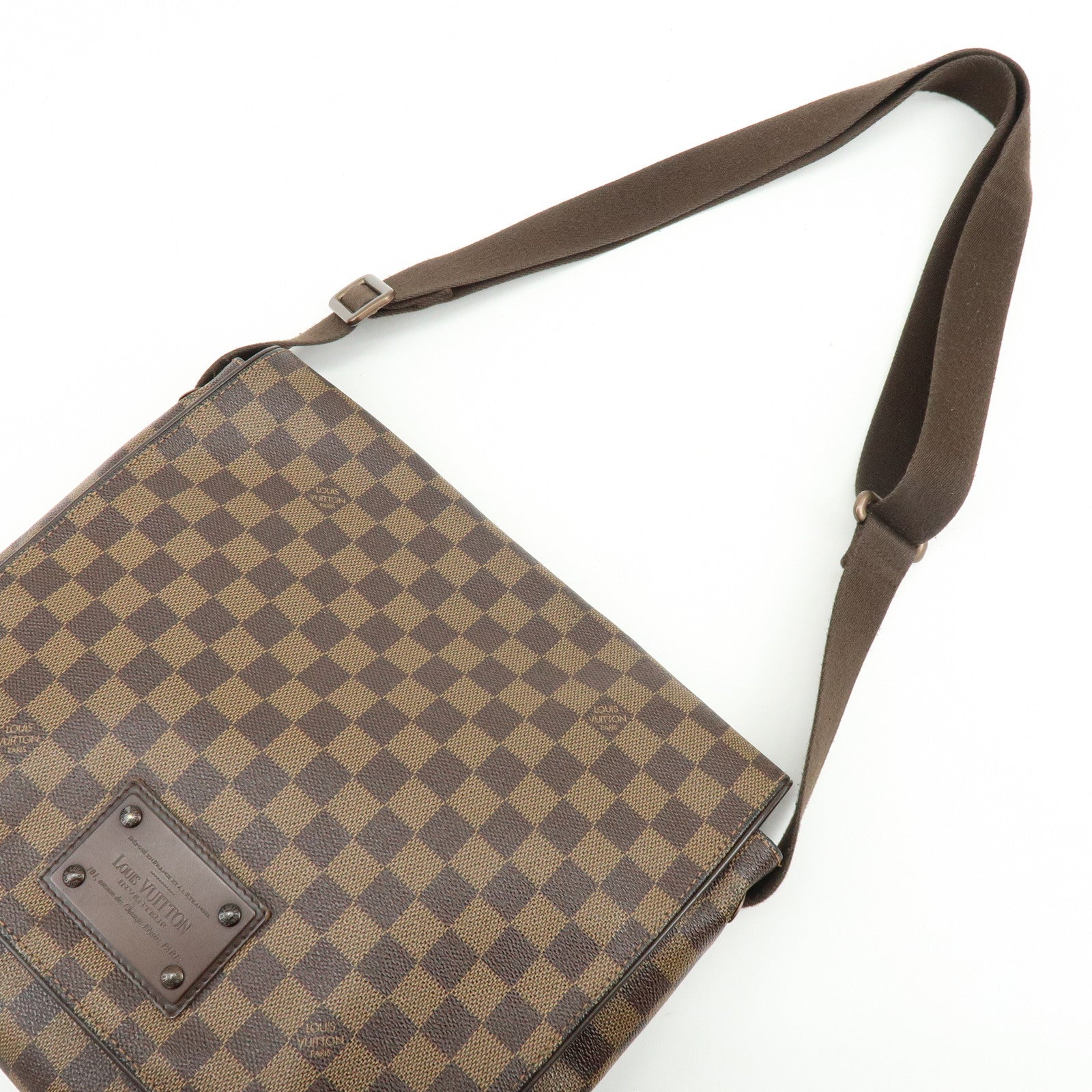 Louis Vuitton Damier Ebene Brooklyn Messenger Bag N51211