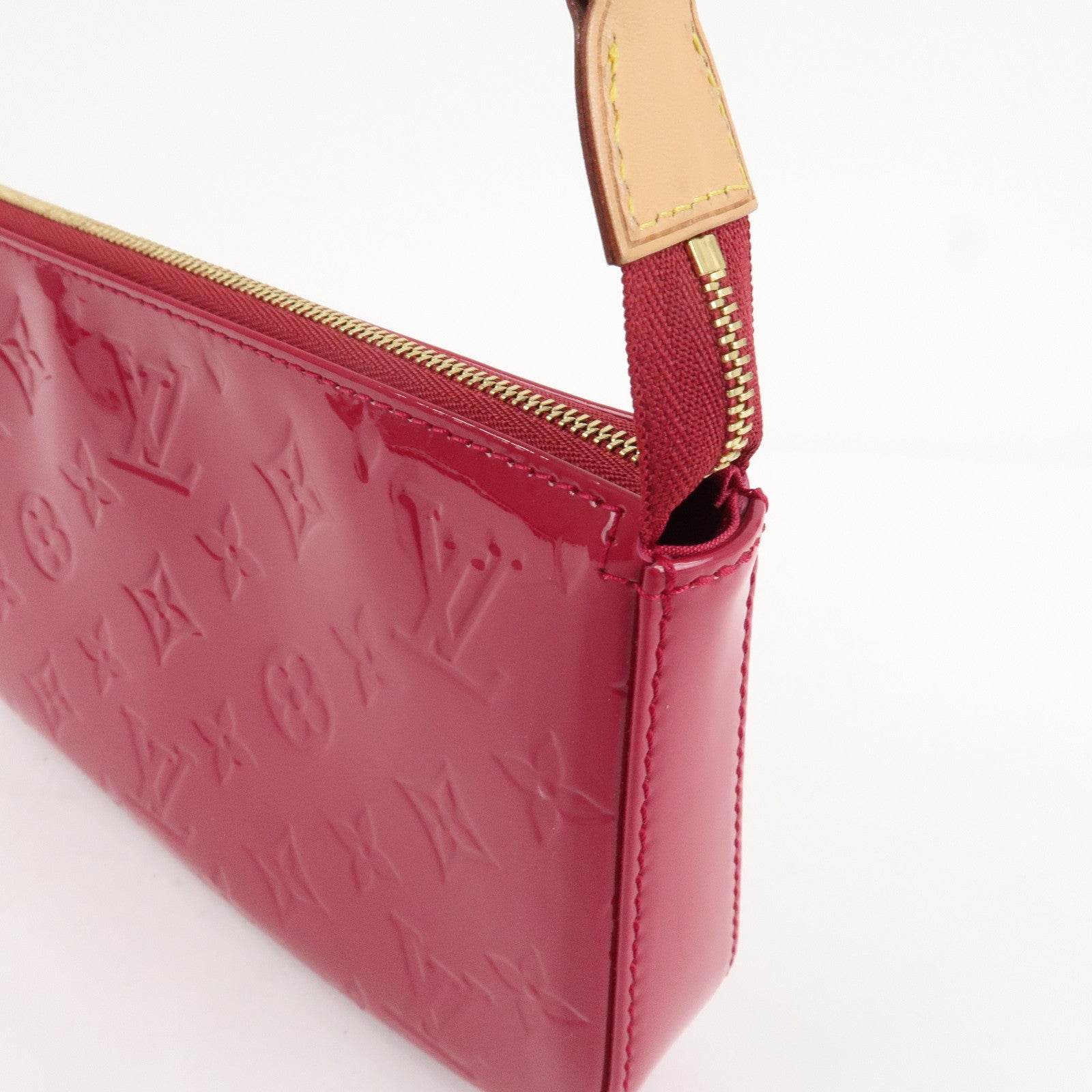 Louis Vuitton Monogram Vernis Pochette Accessoires Pouch M91574