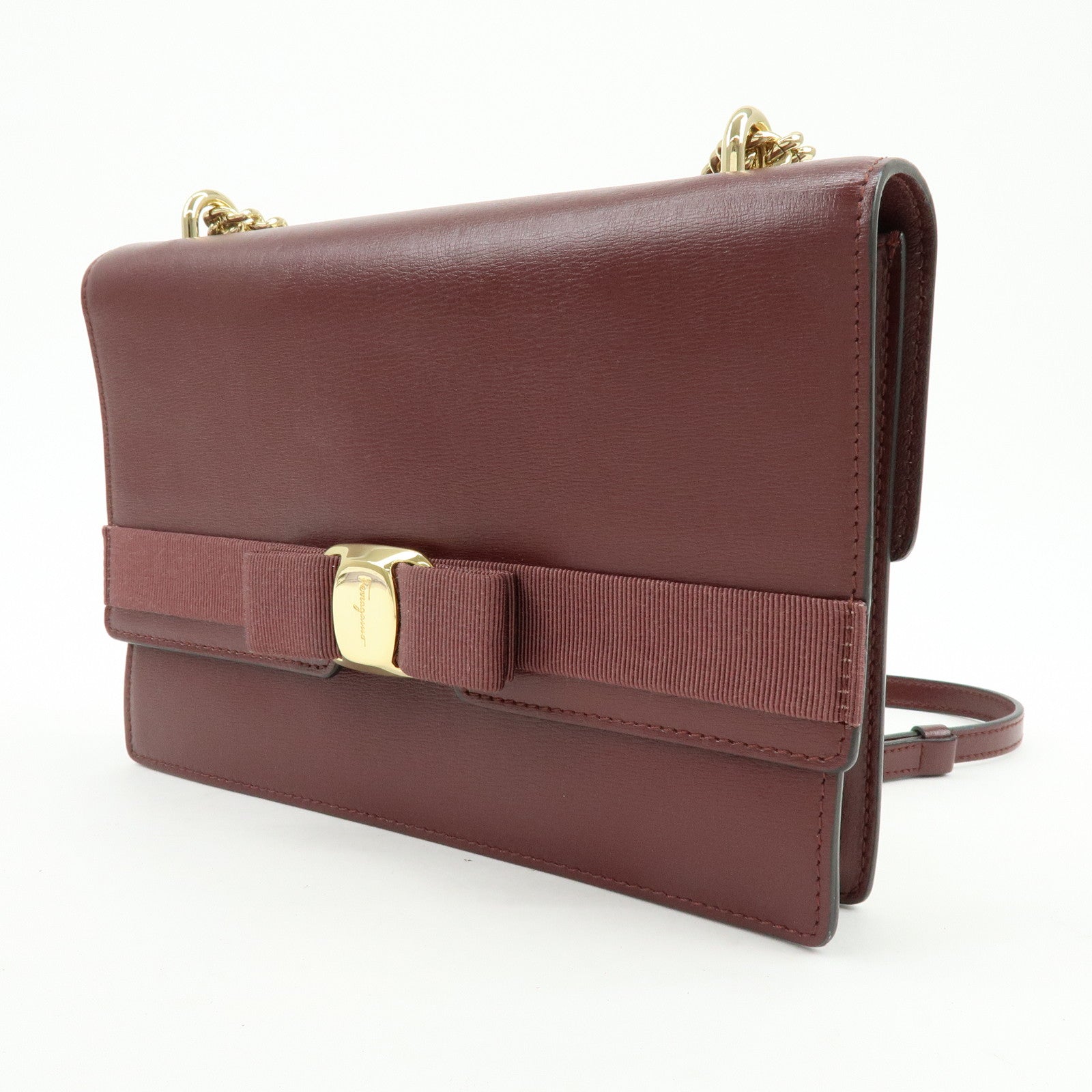 Ferragamo Vara Ribbon Leather Chain Shoulder Bag Bordeaux