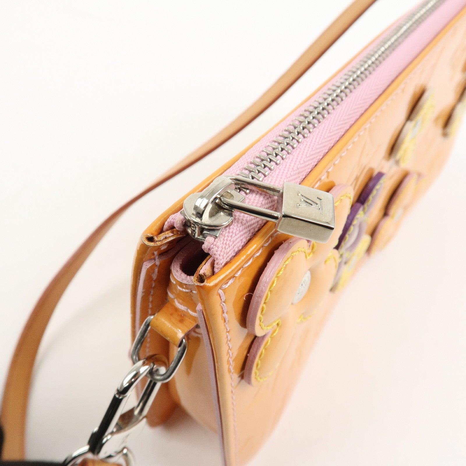 Louis Vuitton Monogram Vernis Flower Lexington Pouch M92248