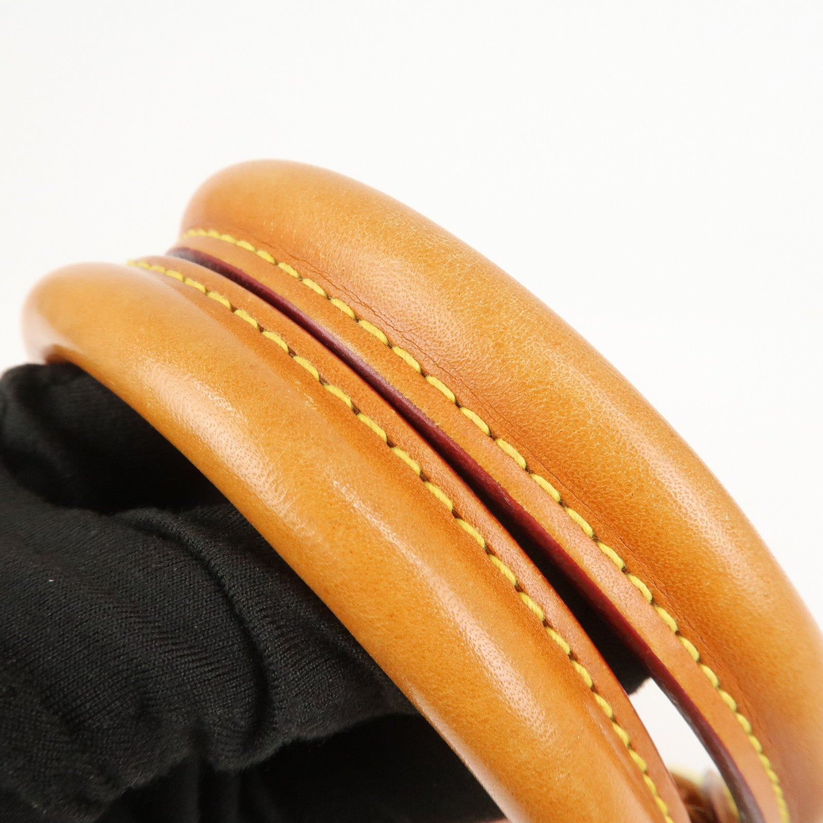 Louis Vuitton Lockit Nomade Leather Hand Bag Caramel Brown M85388