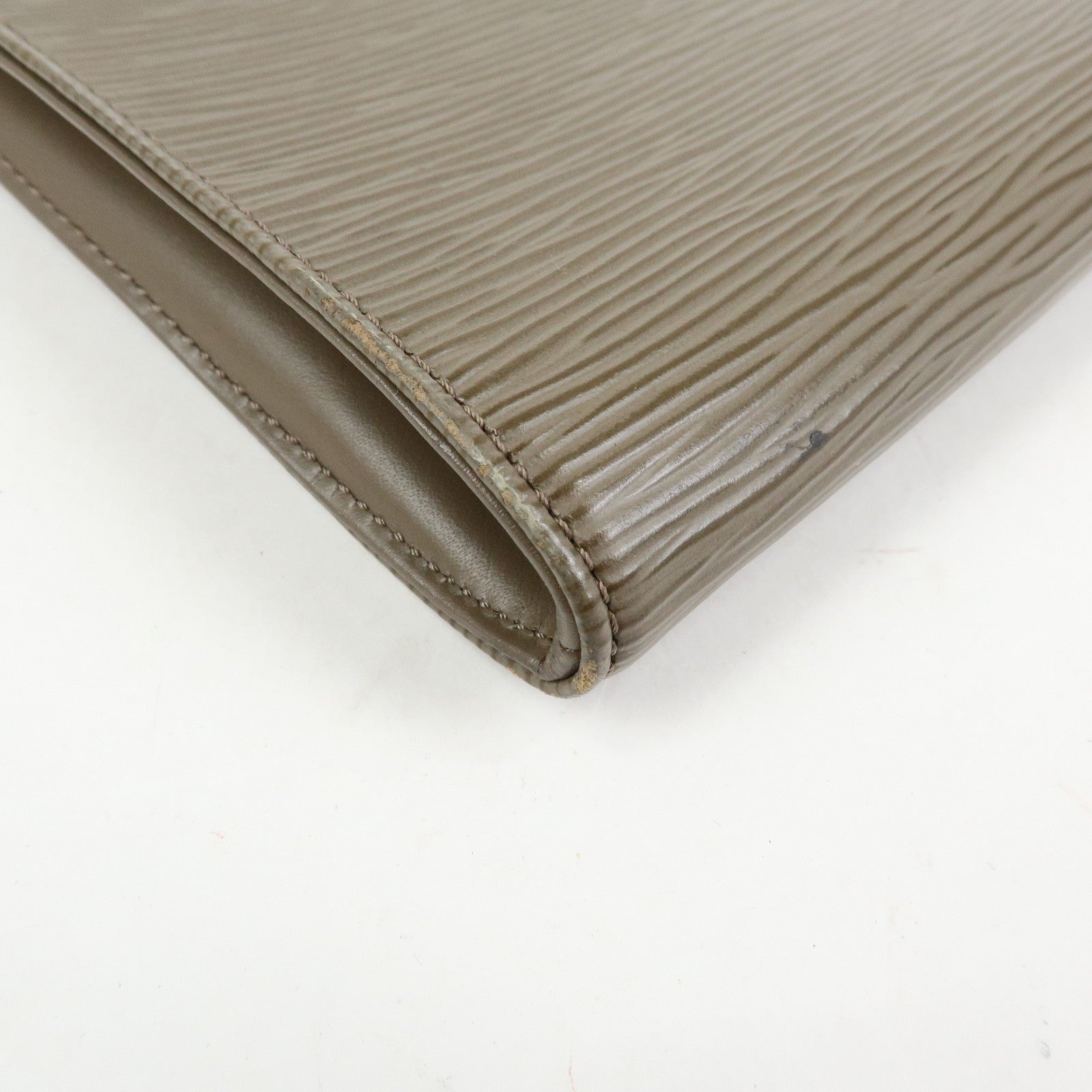 Louis Vuitton Epi Leather Saint Tropez Shoulder Bag Pepper M5246C