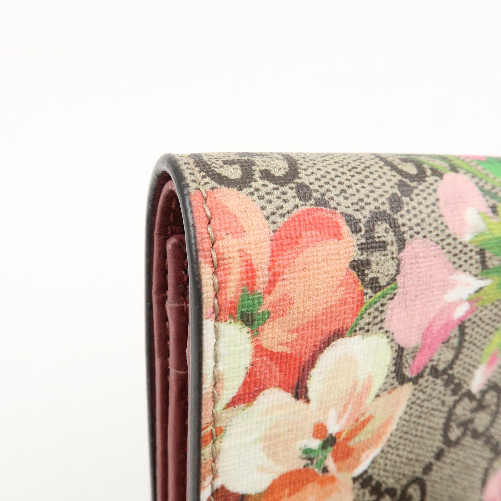 GUCCI GG Brooms GG Supreme Compact Wallet Beige Pink 453176