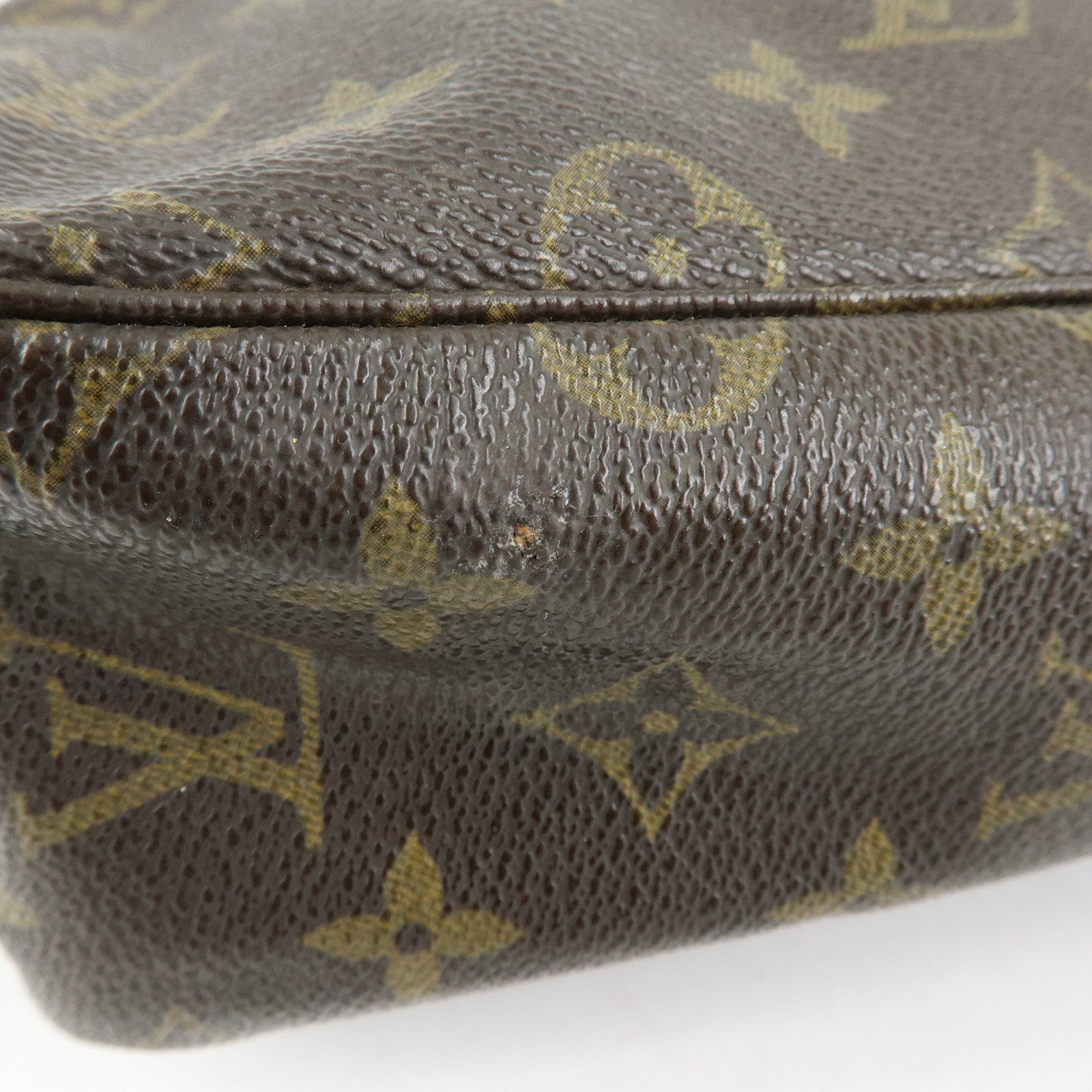 Louis Vuitton Monogram Trousse Toilette 28 Pouch Brown M47522