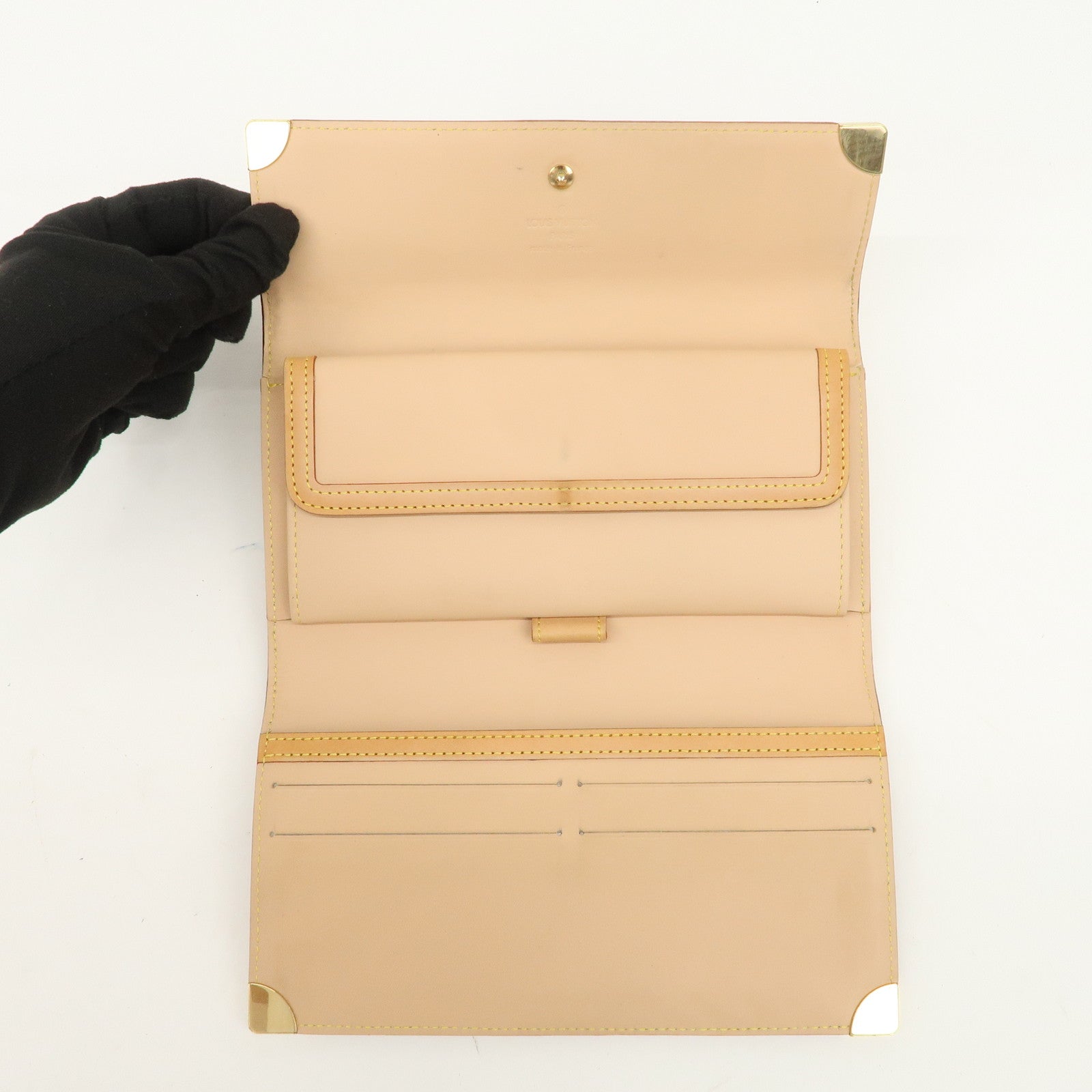 Louis Vuitton Monogram Multicolor Porte Trezor International M92659