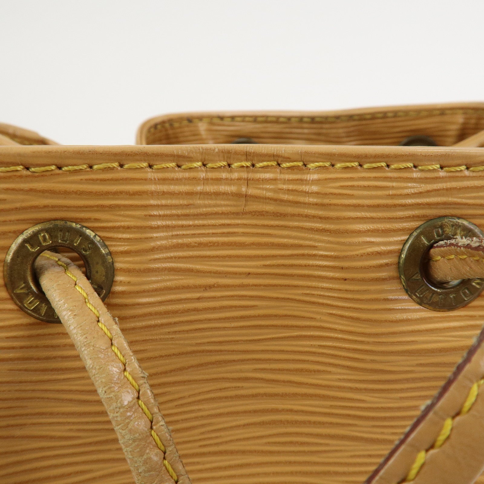 Louis Vuitton Epi Petit Noe Shoulder Bag Winnipeg Beige M44106