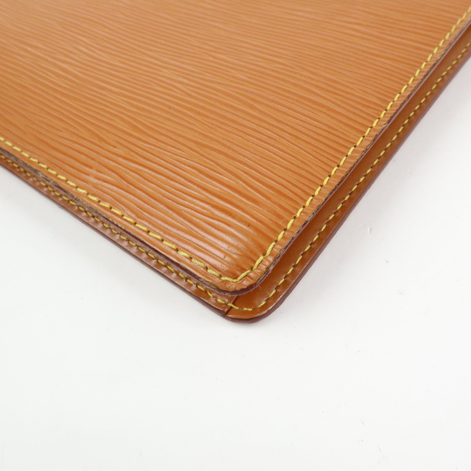 Louis Vuitton Epi Pochette Homme Clutch Bag Zipang Gold M52528