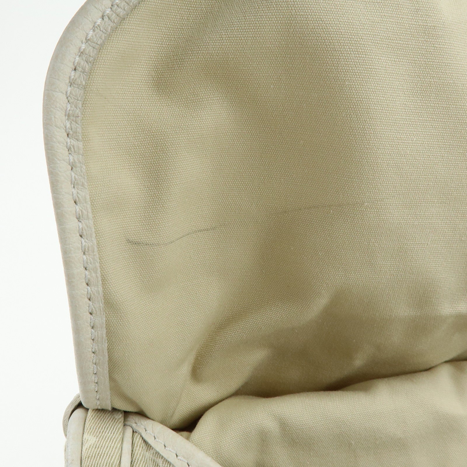 Louis Vuitton Monogram Mini Lin Saumur 30 Shoulder Bag Dune M95314