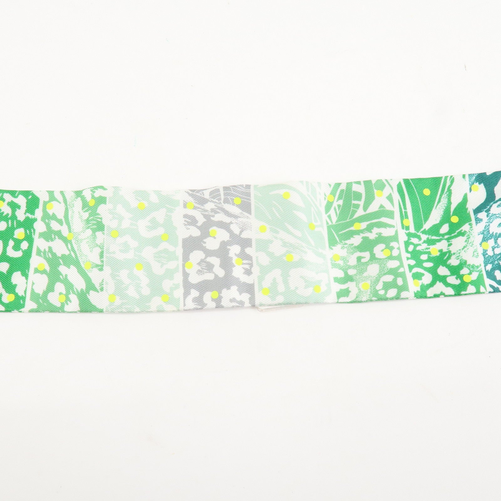 HERMES Twilly Silk 100% Scarf JUNGLE LOVE LOVE Rainbow Multicolor Used