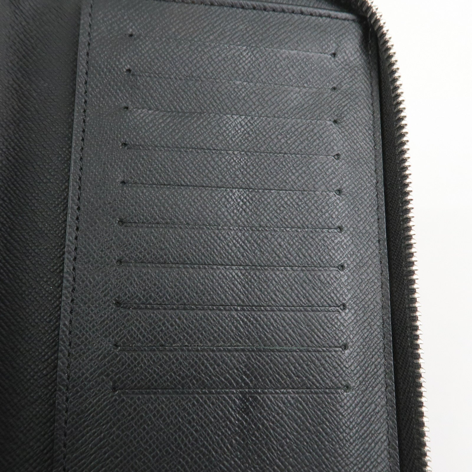 Louis Vuitton Epi Zippy Wallet Vertical Long Wallet Noir M60965
